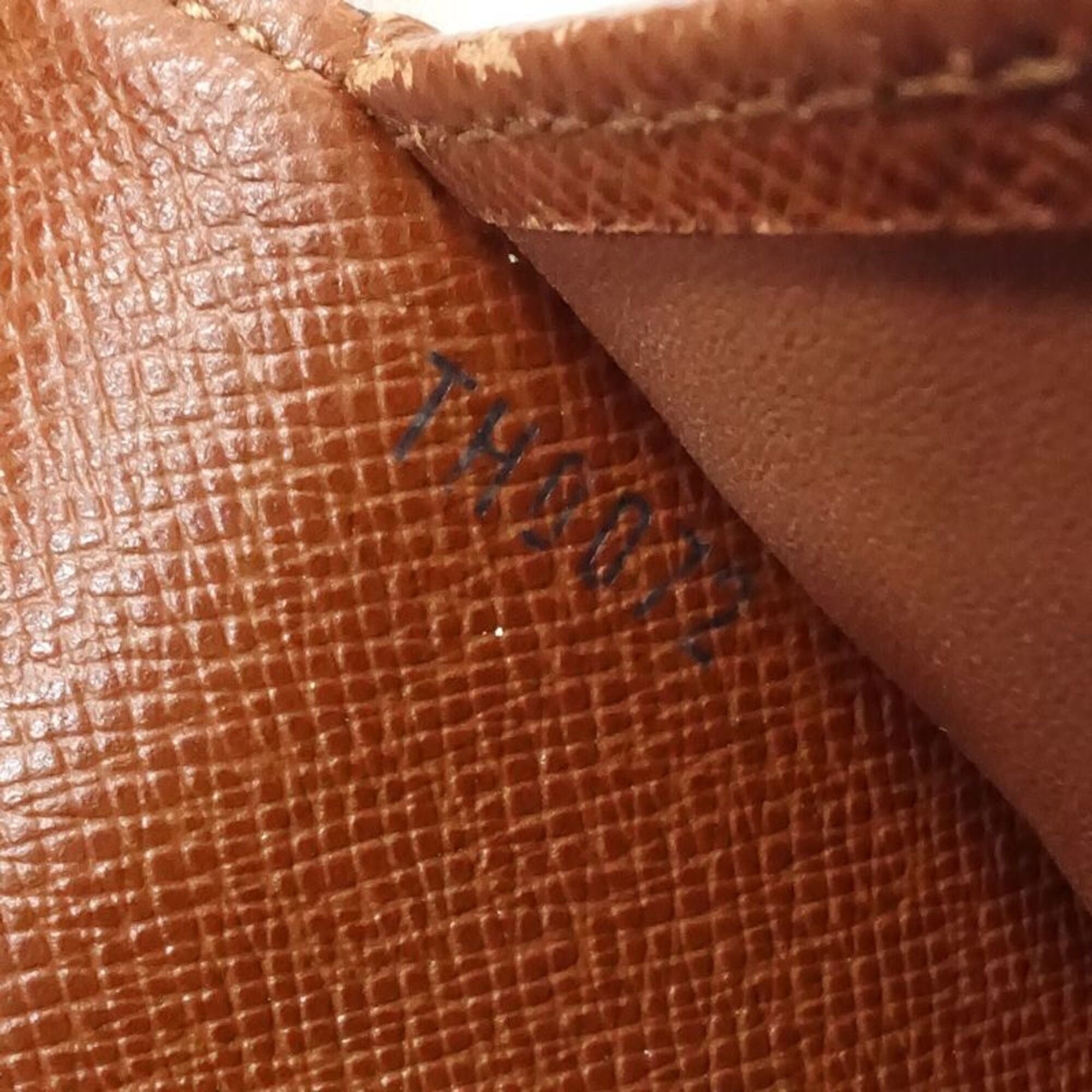 Louis Vuitton Brown Canvas Long Wallet (Bi-Fold) (Pre-Owned)