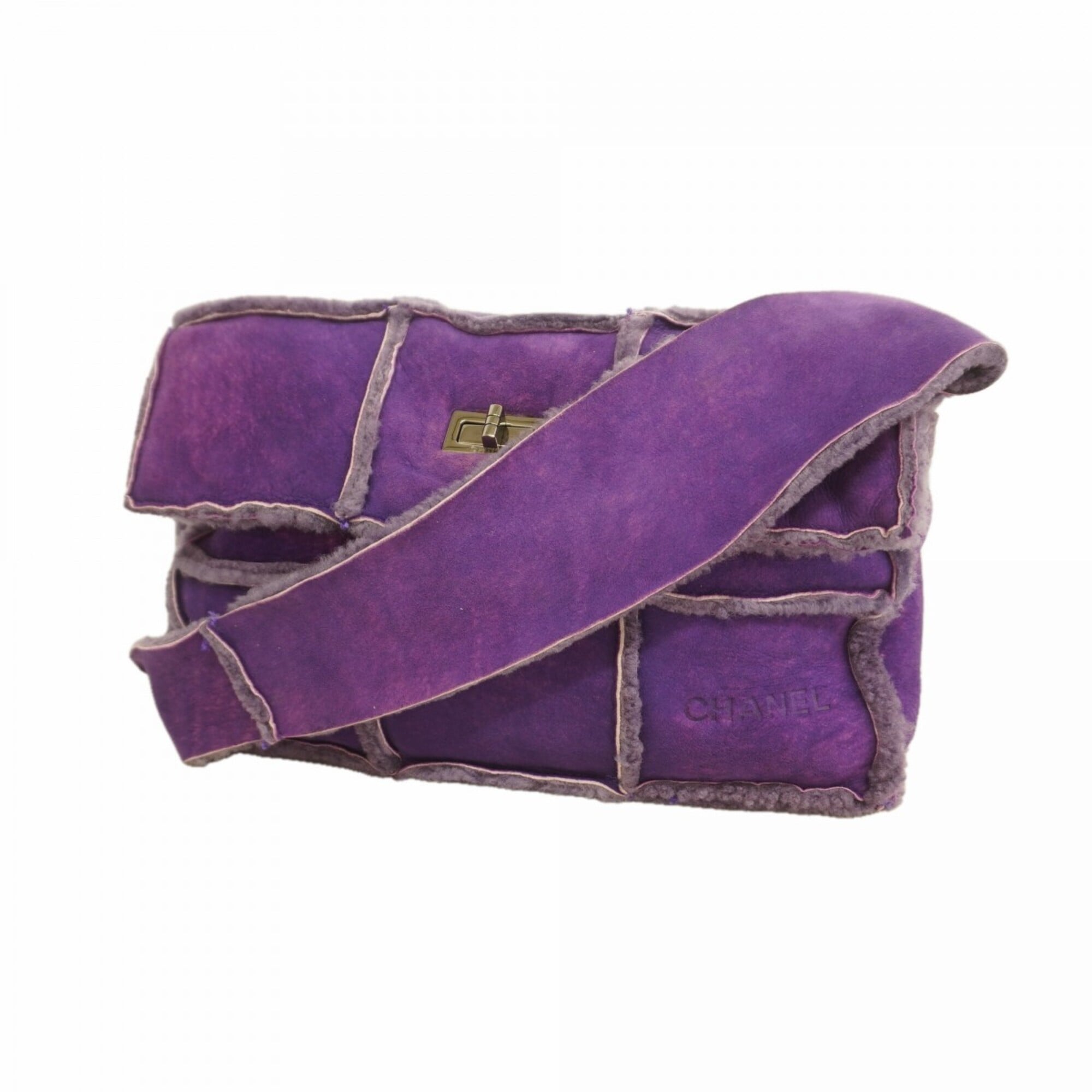 Chanel Purple Shoulder Bag (Pre-Owned)