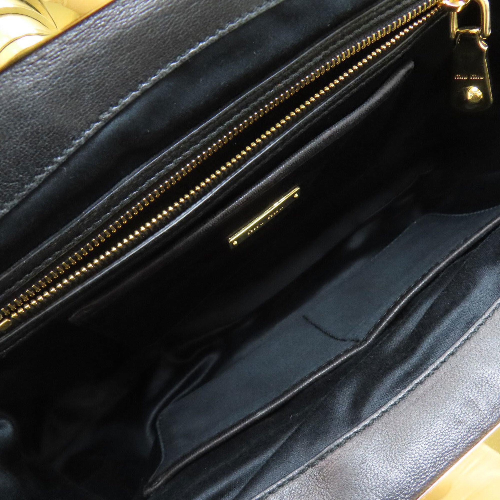 Miu Miu Black Leather Shoulder Bag (Pre-Owned)