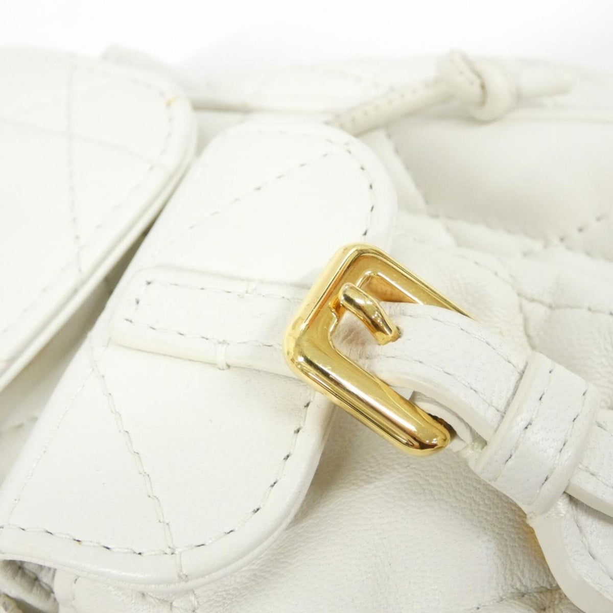 Christian Dior White Leather Backpack (Pre-Owned)