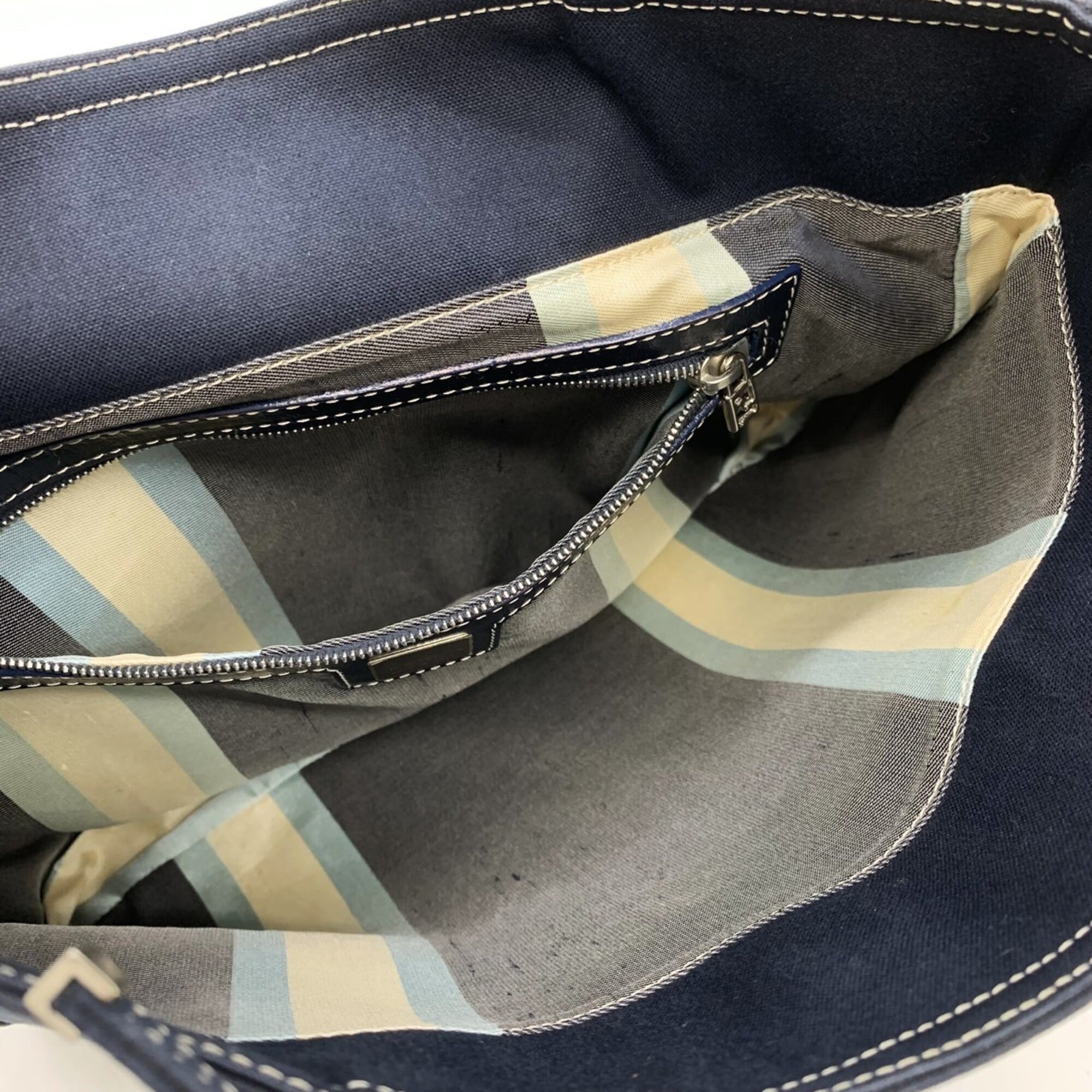 Fendi Navy Canvas Shoulder Bag Tote Bag (Pre-Owned)