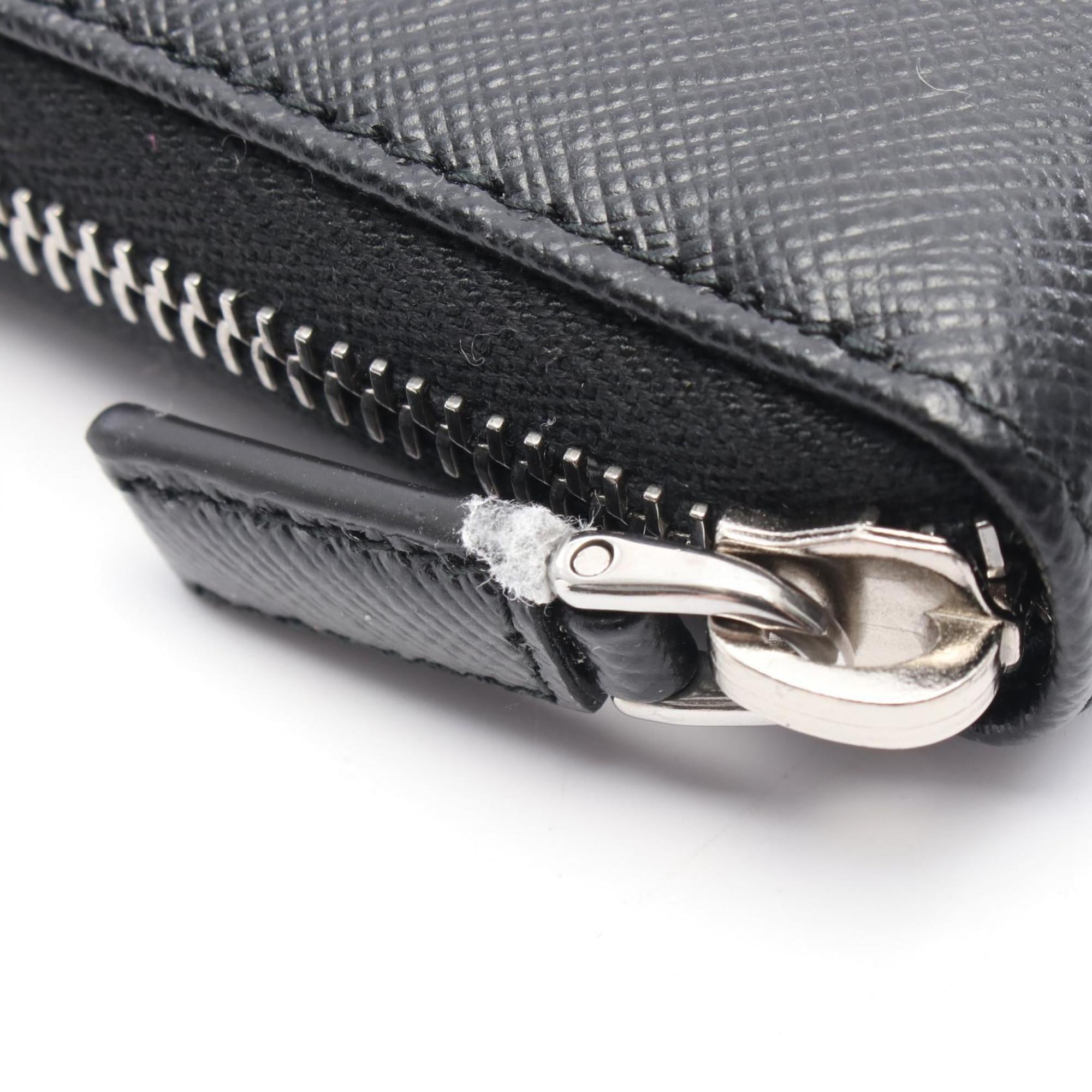 Prada Black Leather Long Wallet (Bi-Fold) (Pre-Owned)