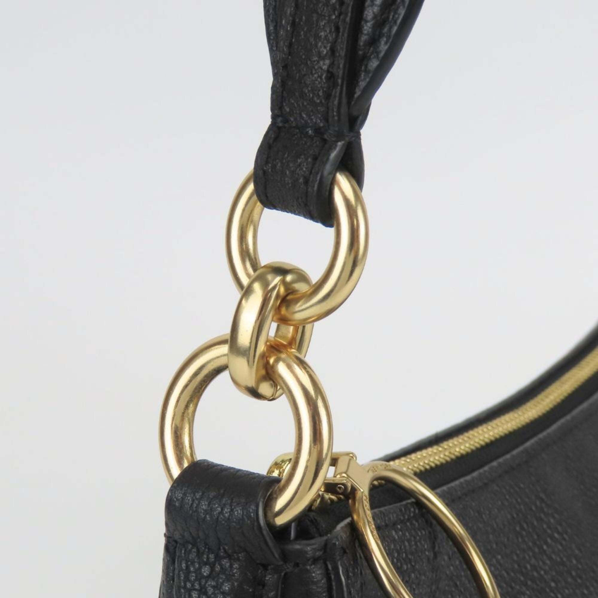 Coach Black Leather Shoulder Bag (Pre-Owned)