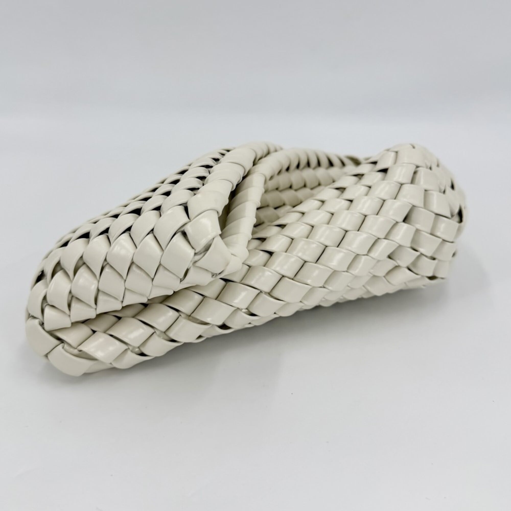 Bottega Veneta White Leather Clutch Bag Pouch (Pre-Owned)