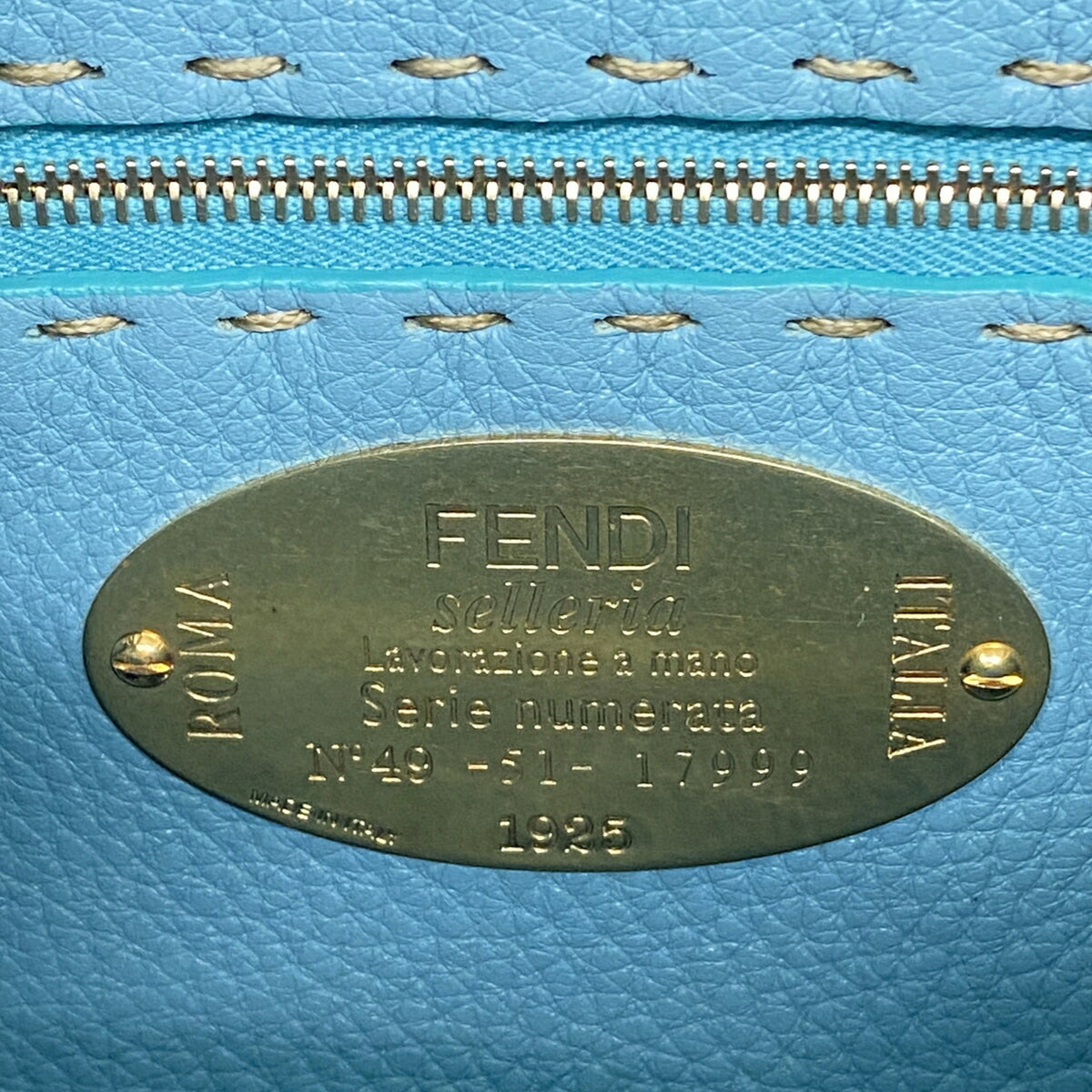 Fendi Beige Leather Handbag (Pre-Owned)