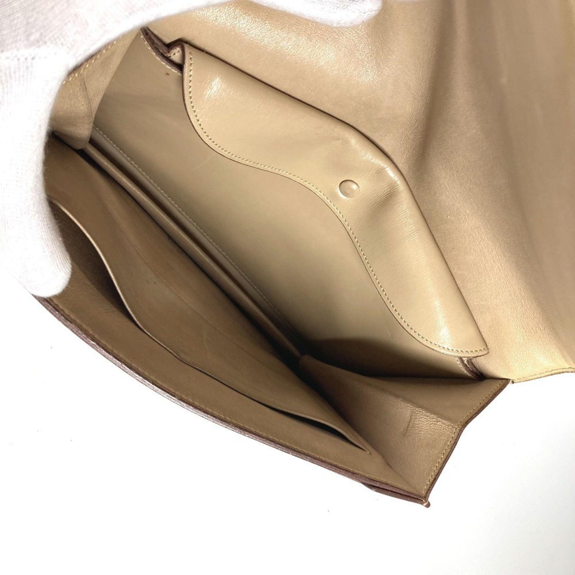 Hermes Beige Leather Clutch Bag (Pre-Owned)