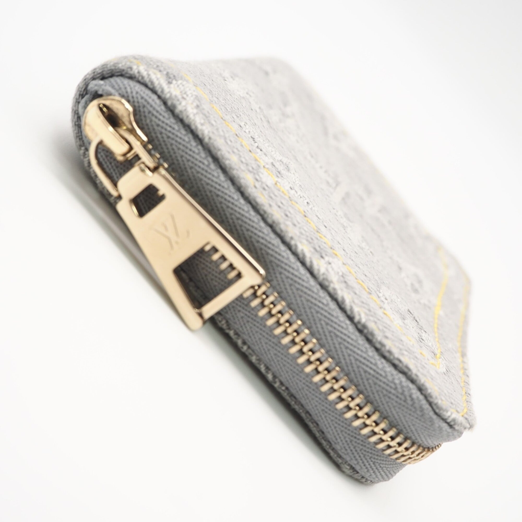 Louis Vuitton Gray Monogram Monogram Denim Coin Purse/Coin Case (Pre-Owned)