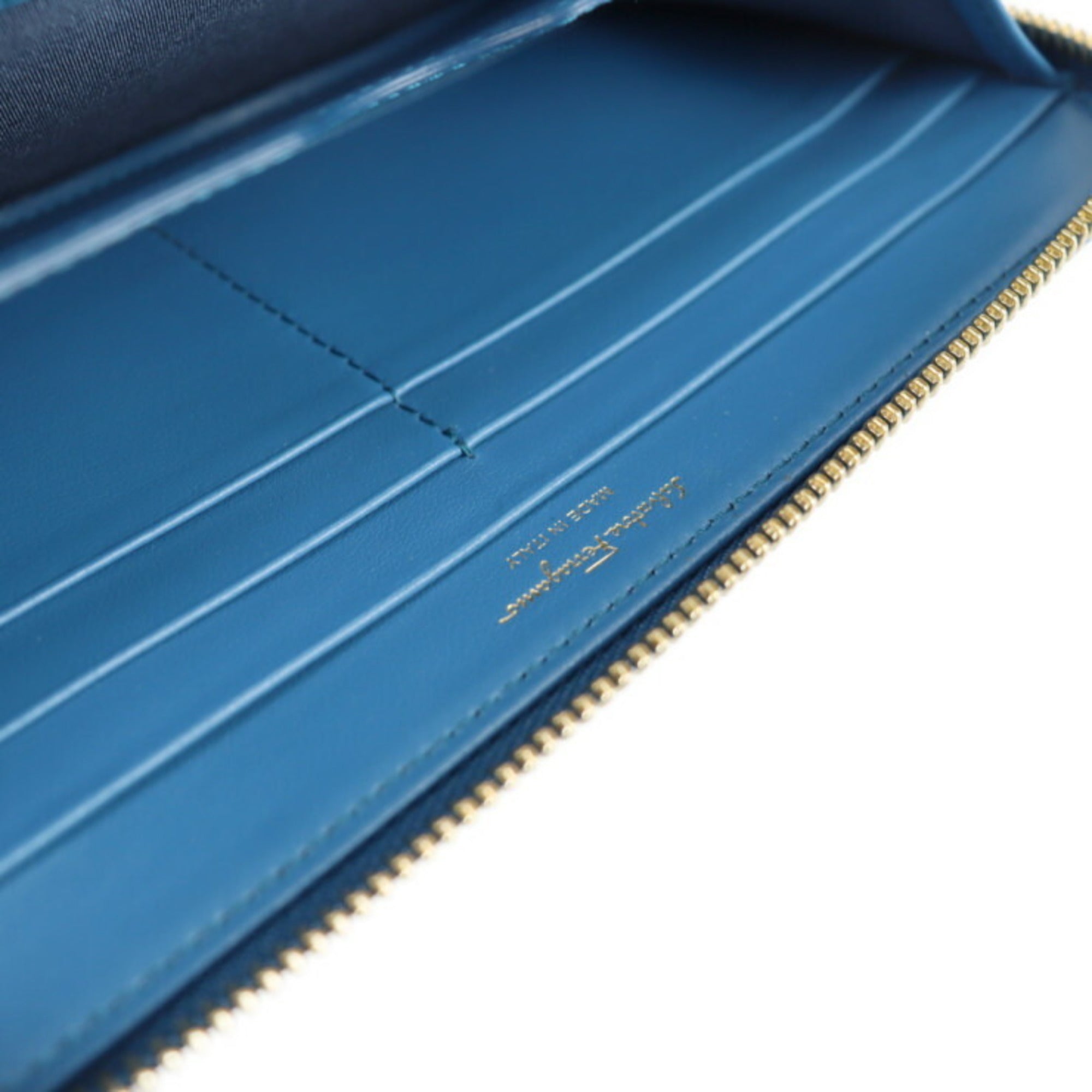 Salvatore Ferragamo Gancini Blue Leather Long Wallet (Bi-Fold) (Pre-Owned)