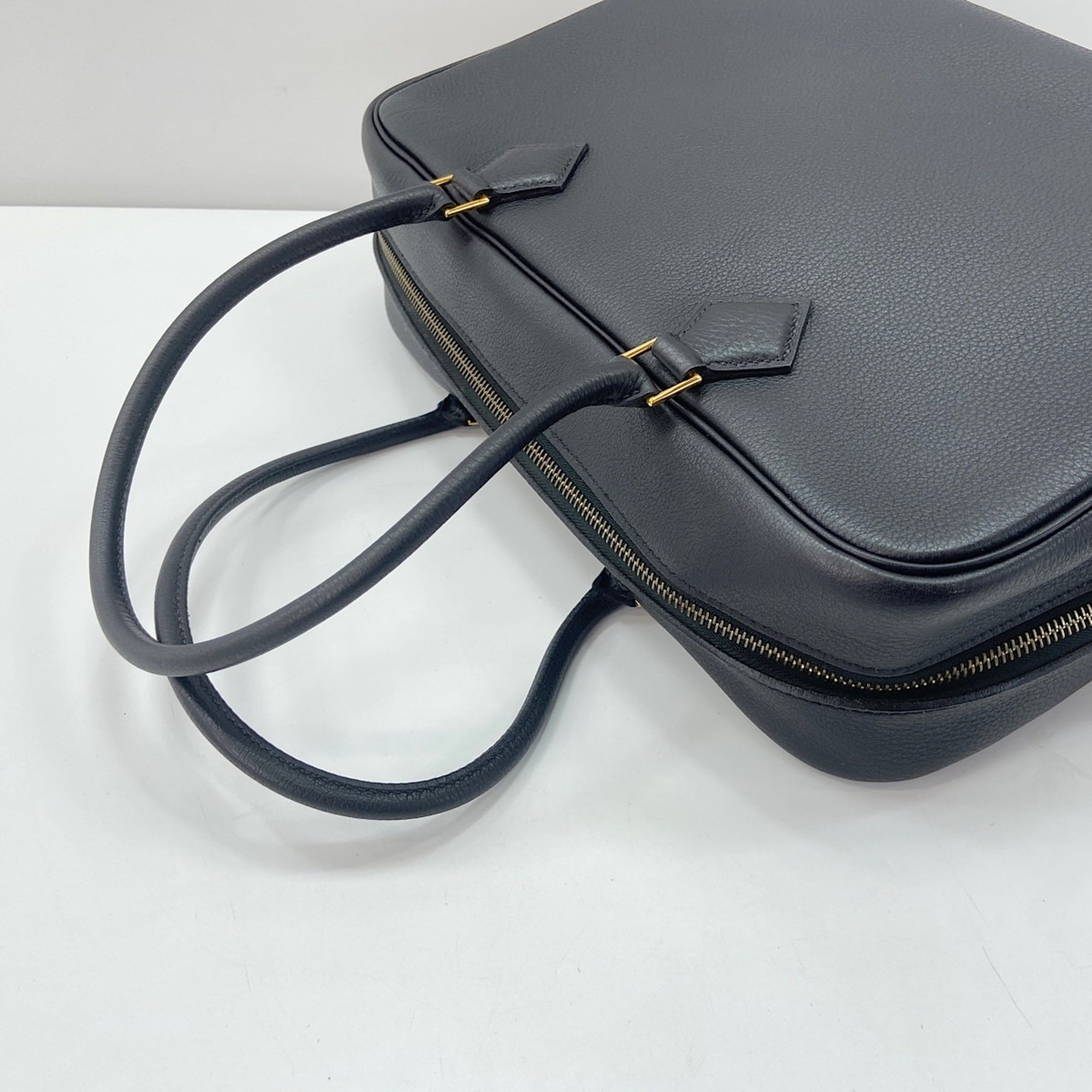 Hermes Plume Black Handbag (Pre-Owned)