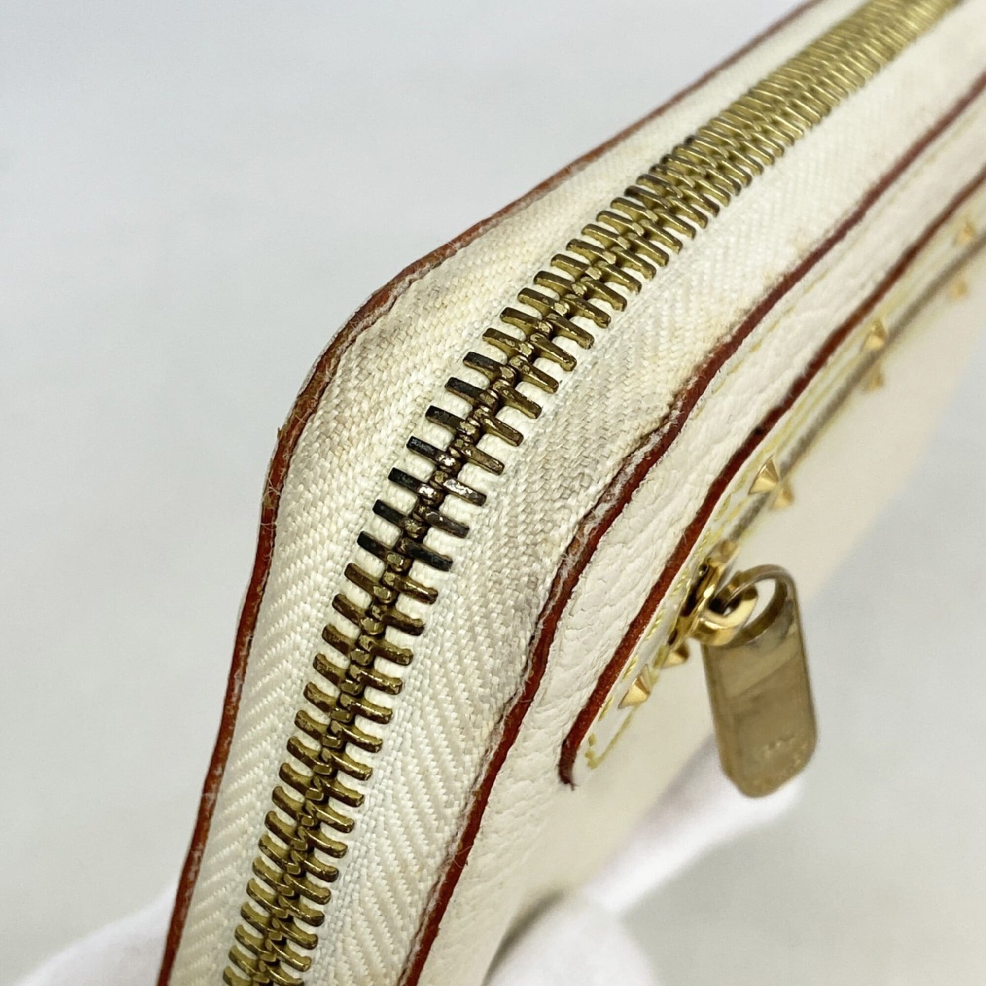 Louis Vuitton Blanc Long Wallet (Bi-Fold) (Pre-Owned)