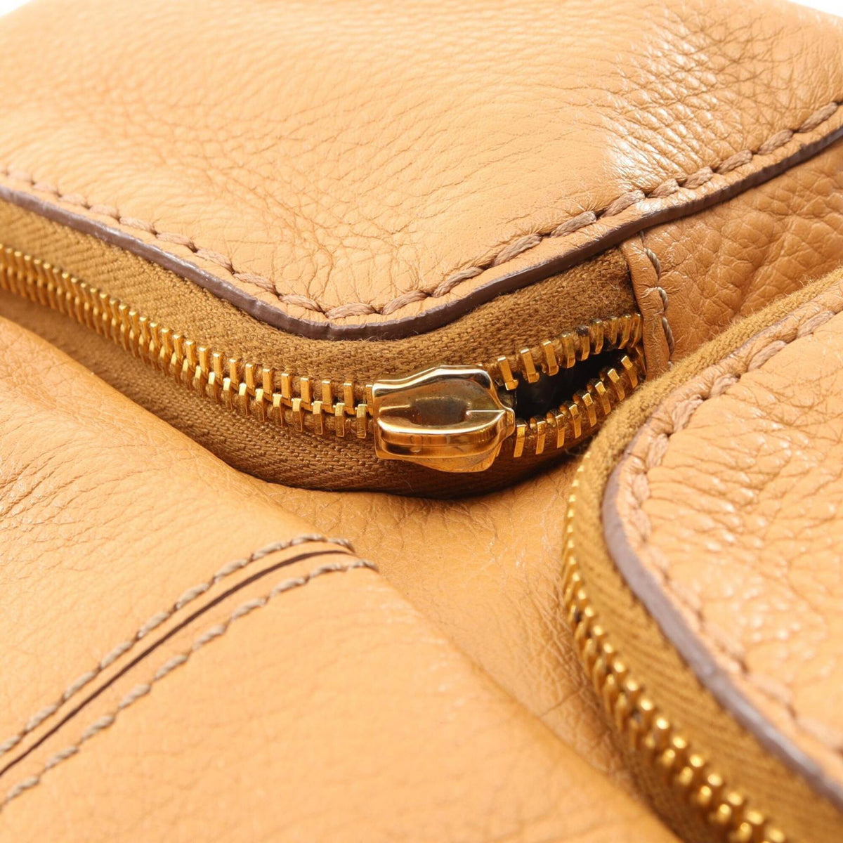 Tod's Brown Leather Handbag (Pre-Owned)