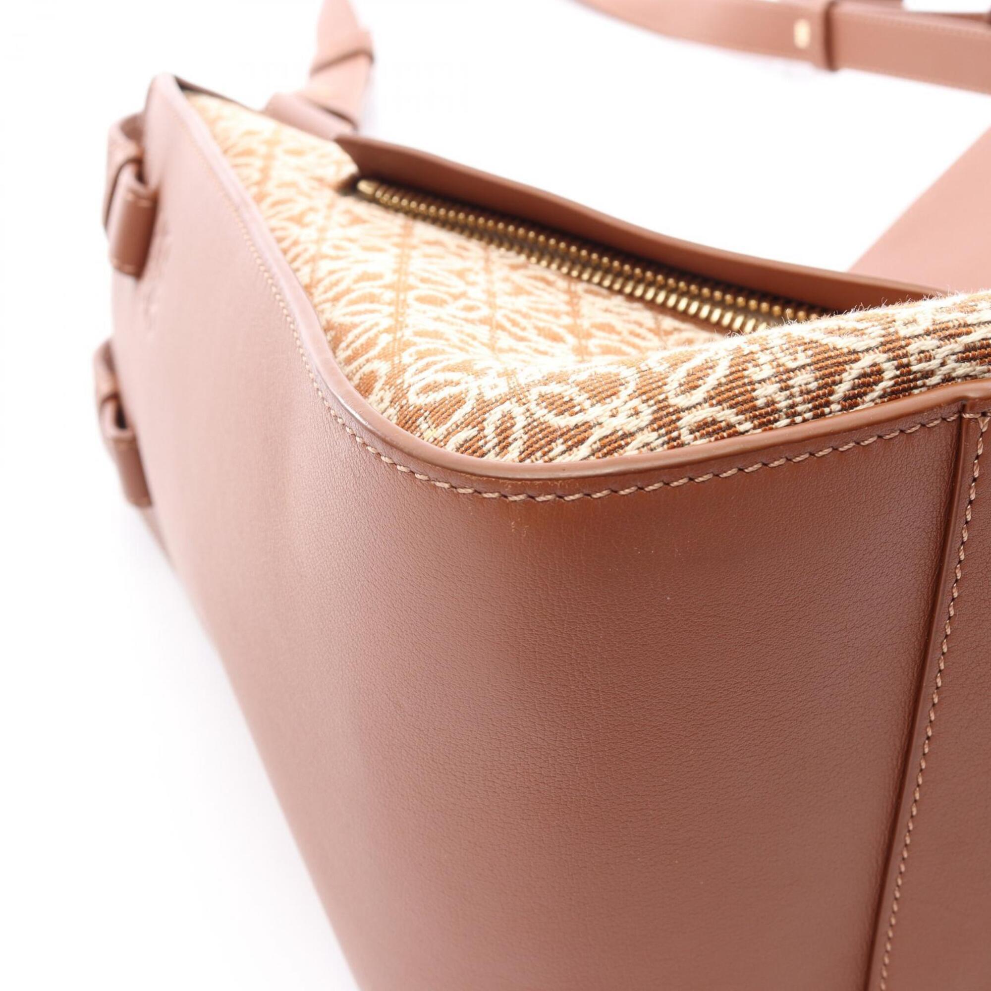 Loewe Brown White Leather Handbag (Pre-Owned)