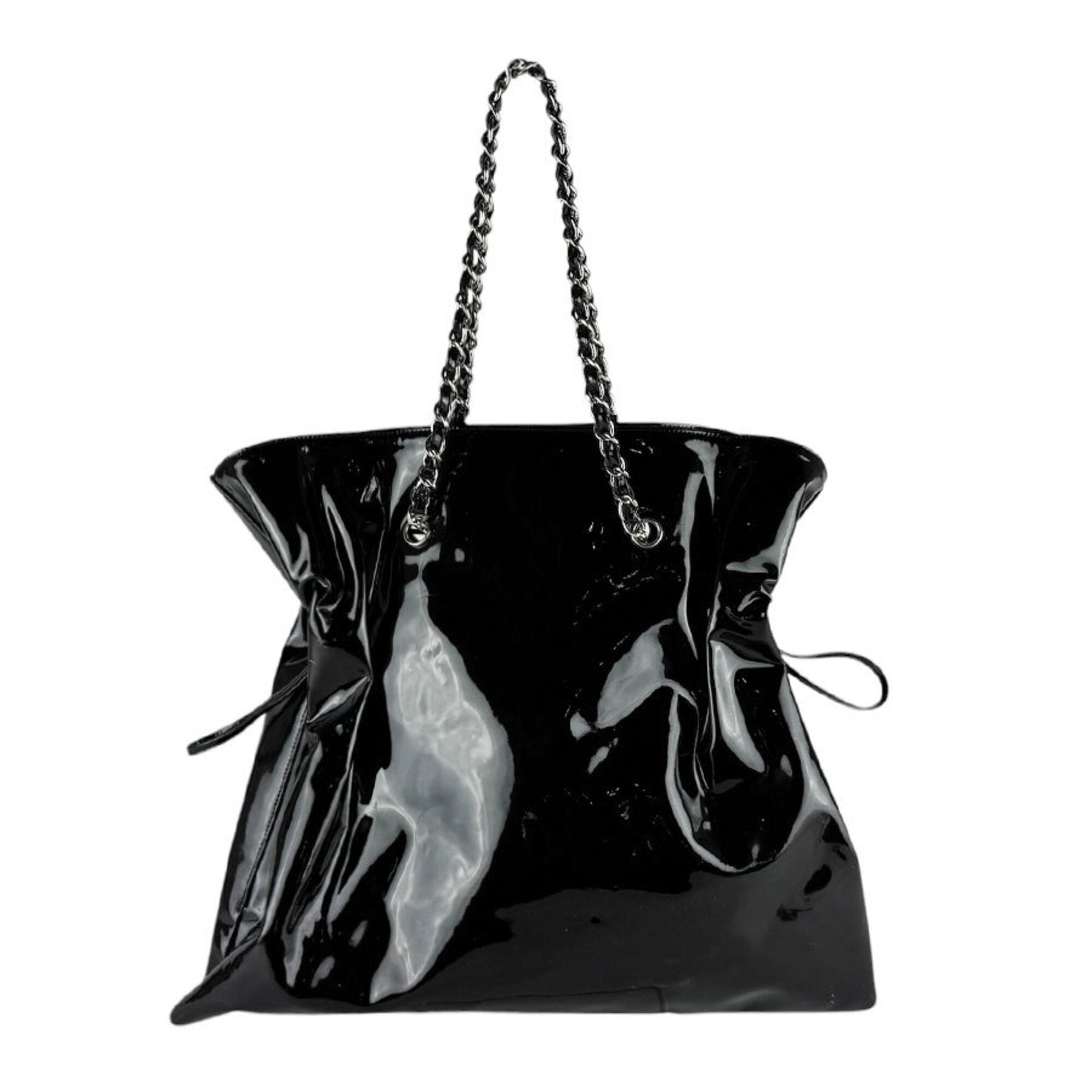 Chanel Black Patent Leather Shoulder Bag (Pre-Owned)