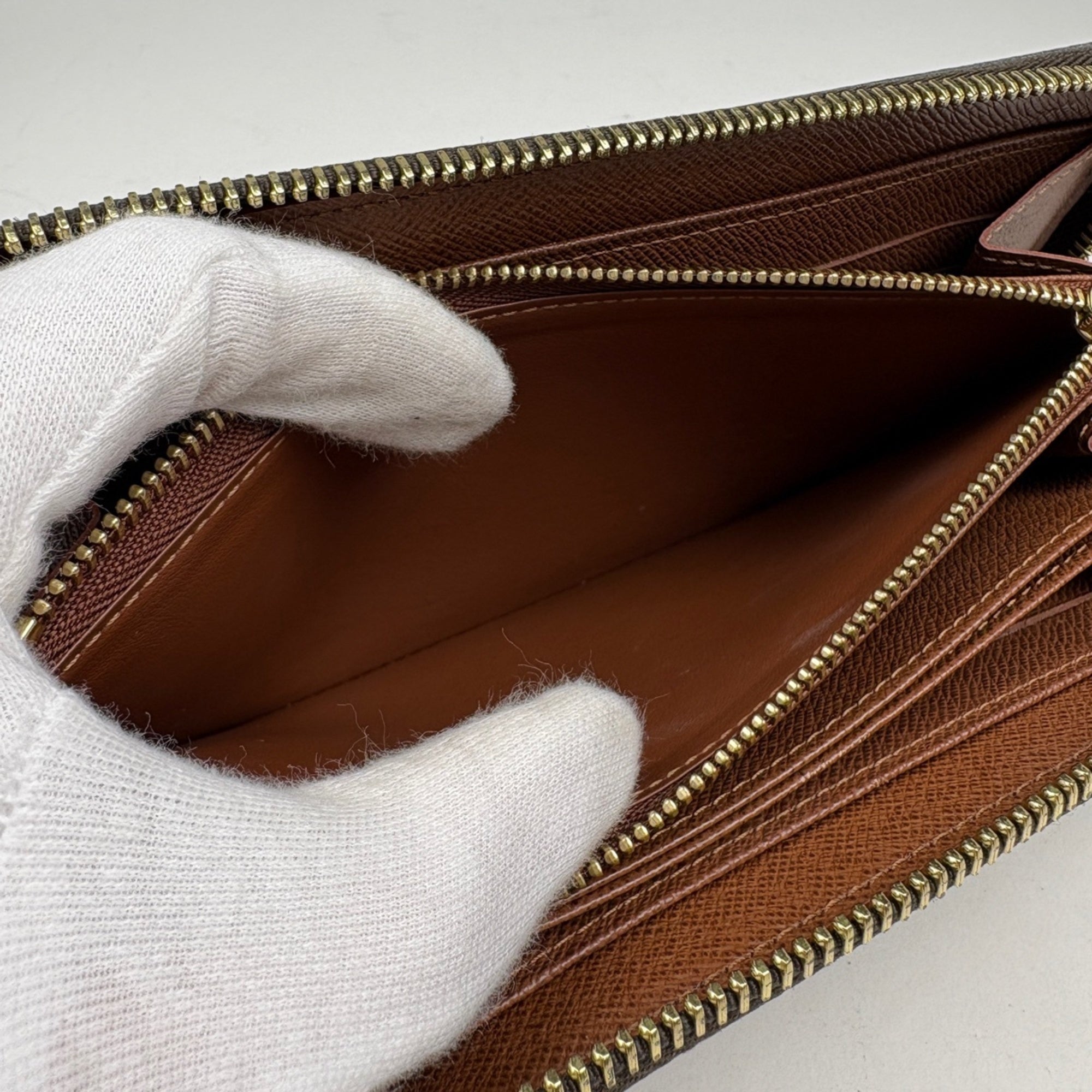 Louis Vuitton Brown Monogram (Pre-Owned)