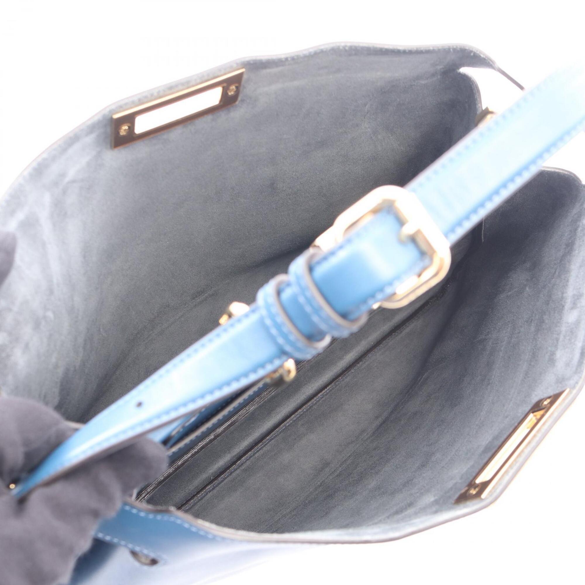 Fendi Blue Leather Handbag (Pre-Owned)