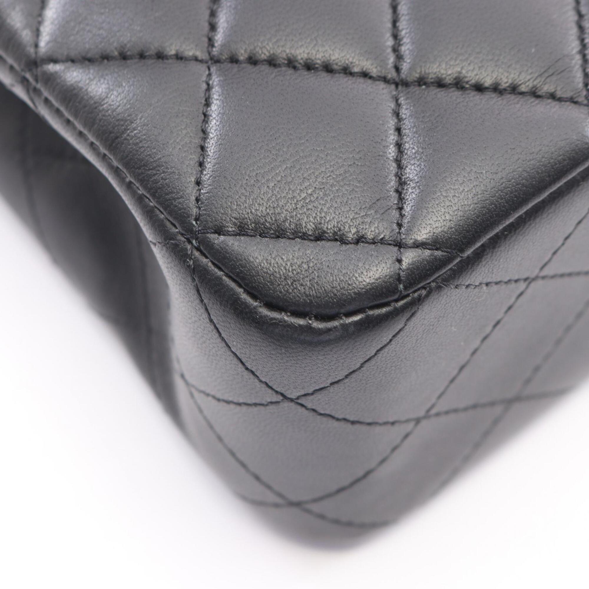 Chanel Black Leather Handbag Shoulder Bag (Pre-Owned)