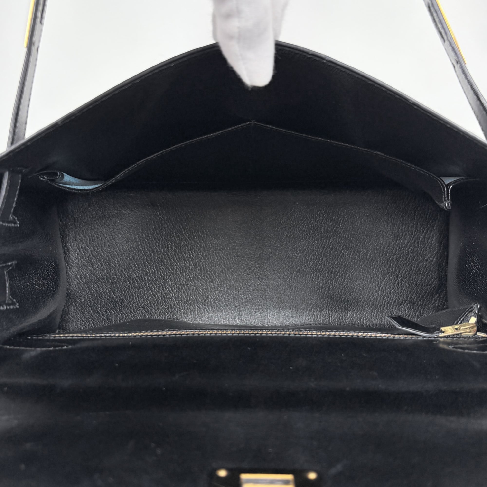 Hermes Kelly Black Box Calf Leather Handbag (Pre-Owned)