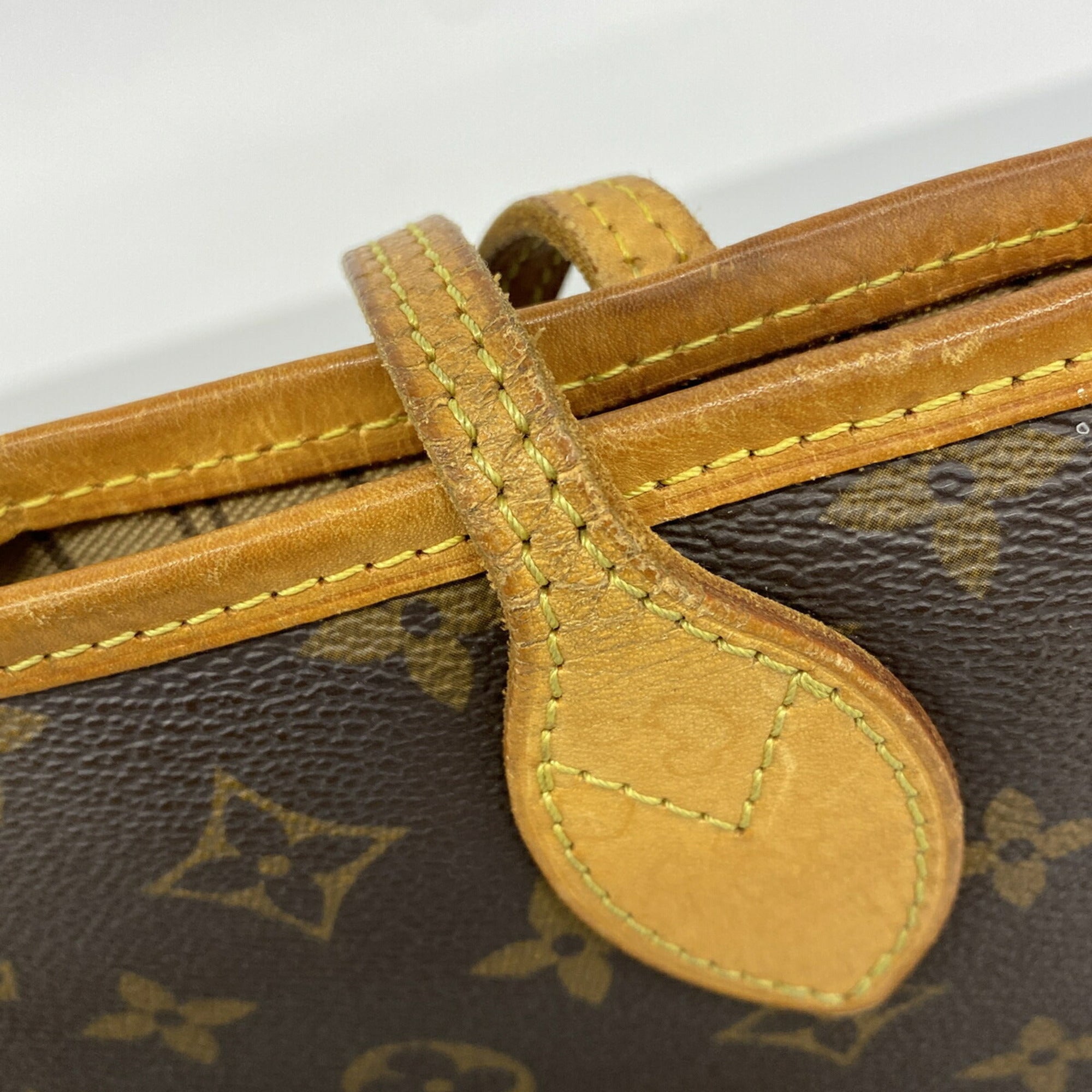 Louis Vuitton Brown Tote Bag (Pre-Owned)