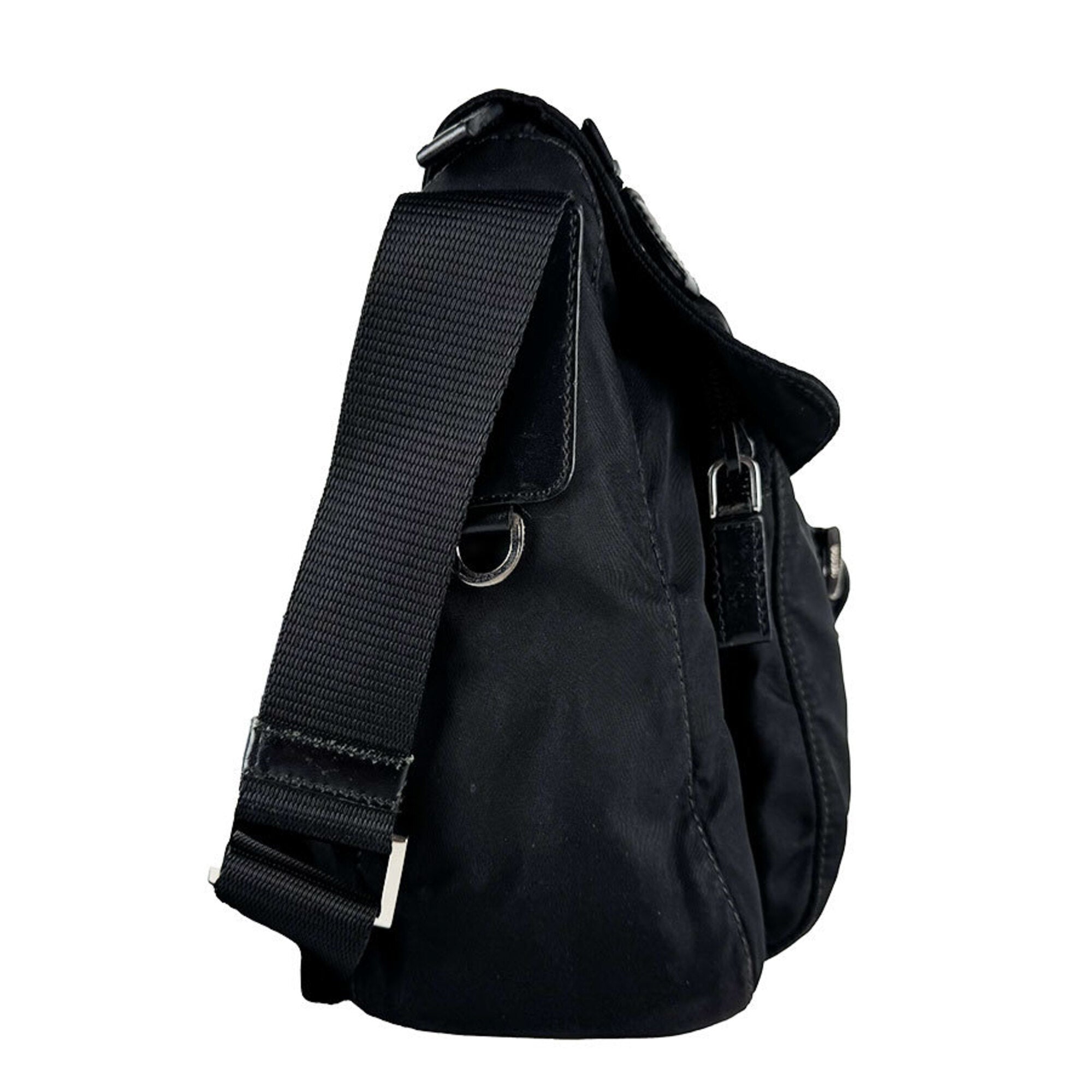 Prada Black Nylon Leather Shoulder Bag (Pre-Owned)