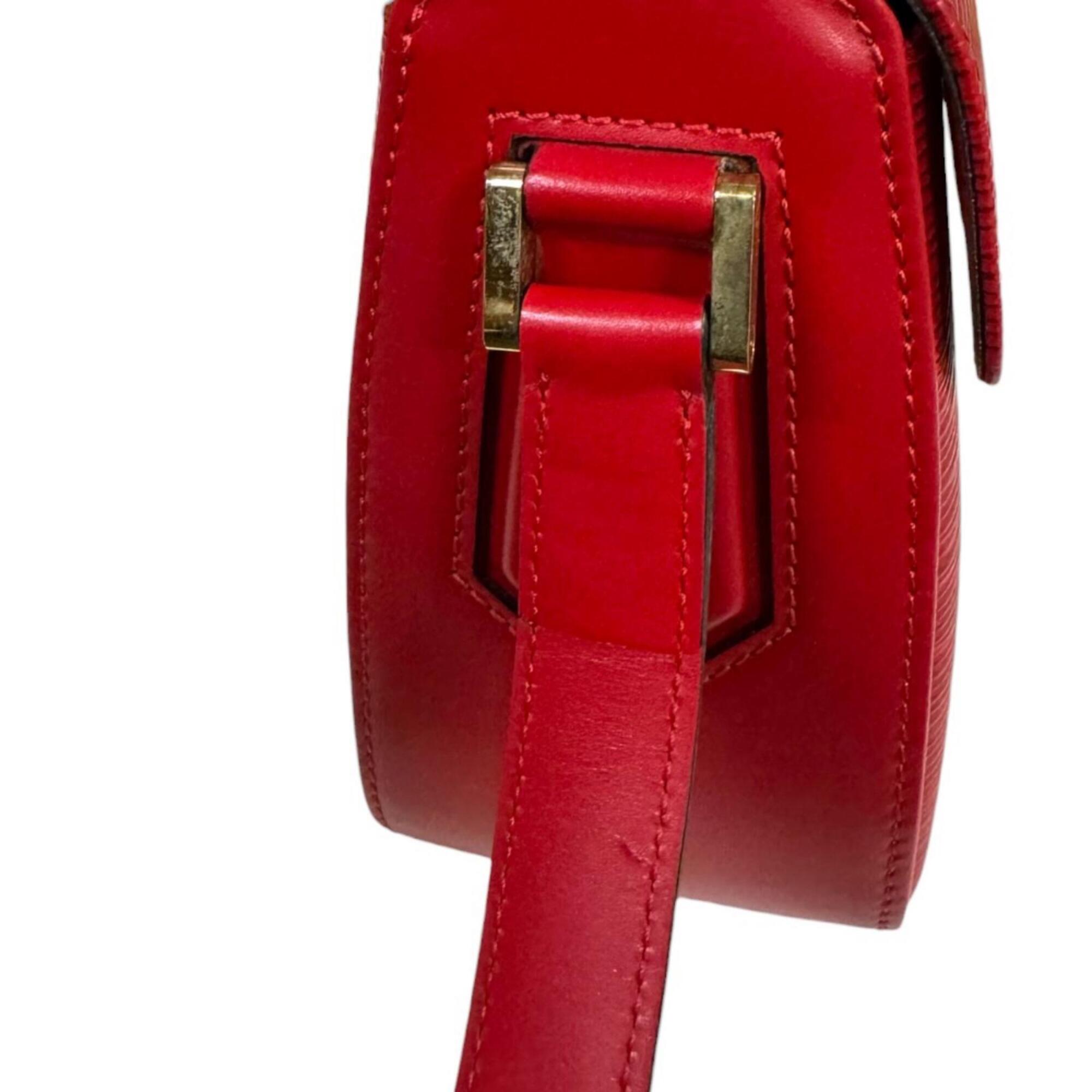 Louis Vuitton Red Color Epi Leather Shoulder Bag (Pre-Owned)