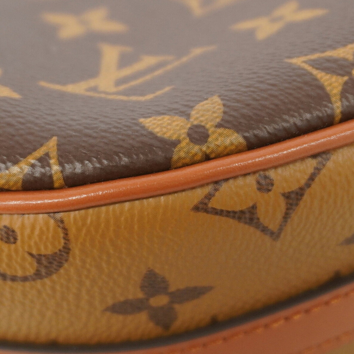 Louis Vuitton Brown Handbag (Pre-Owned)