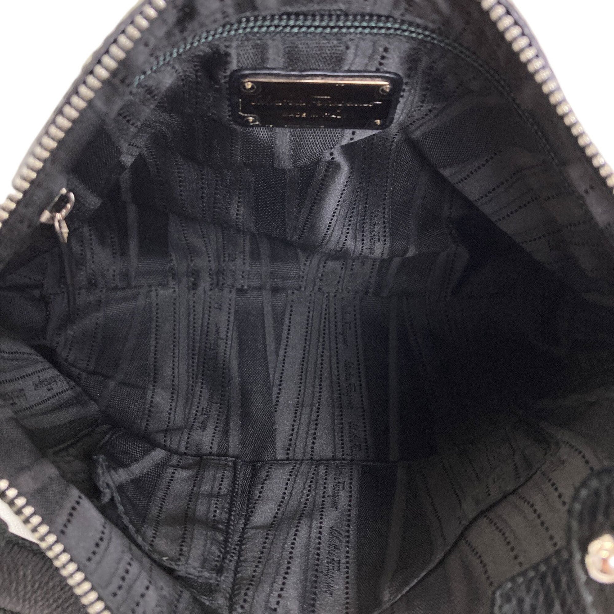 Salvatore Ferragamo Black Leather Shoulder Bag (Pre-Owned)