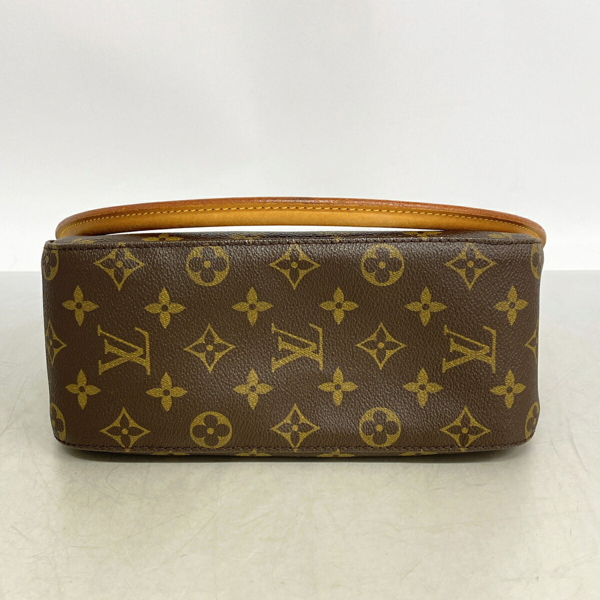Louis Vuitton Brown Shoulder Bag (Pre-Owned)