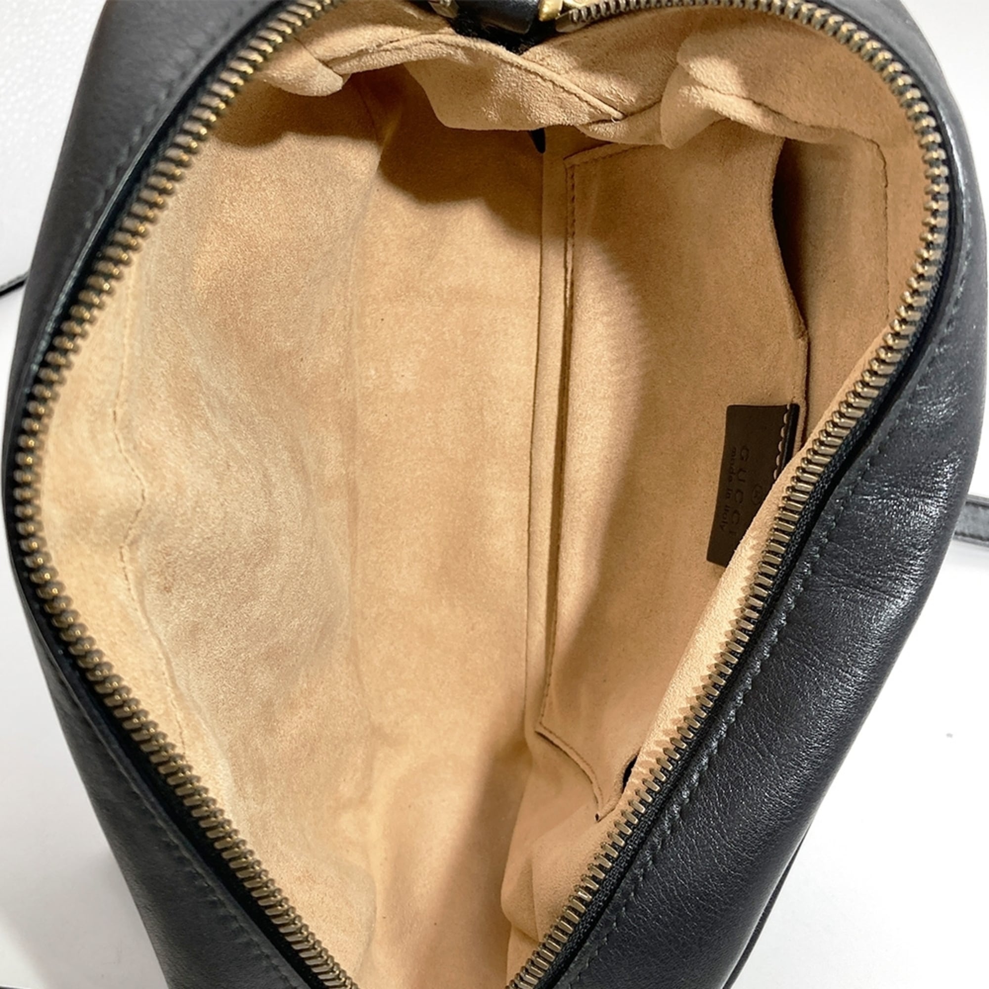 Gucci Black Leather Shoulder Bag (Pre-Owned)