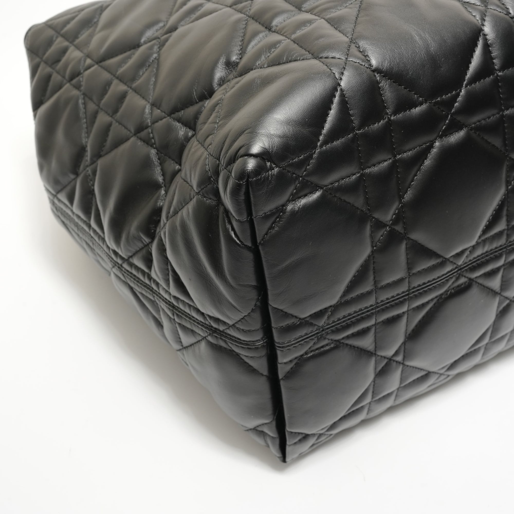 Christian Dior Black Leather Tote Bag (Pre-Owned)