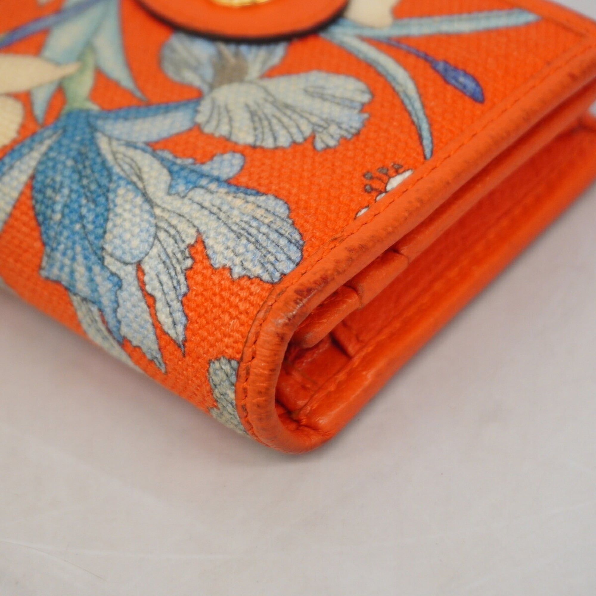 Gucci Orange Canvas Wallet (Bi-Fold) (Pre-Owned)
