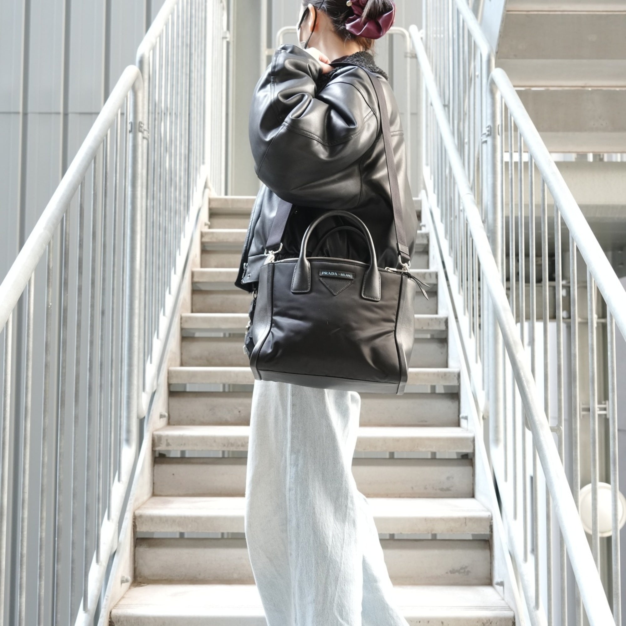 Prada Black Handbag Shoulder Bag (Pre-Owned)