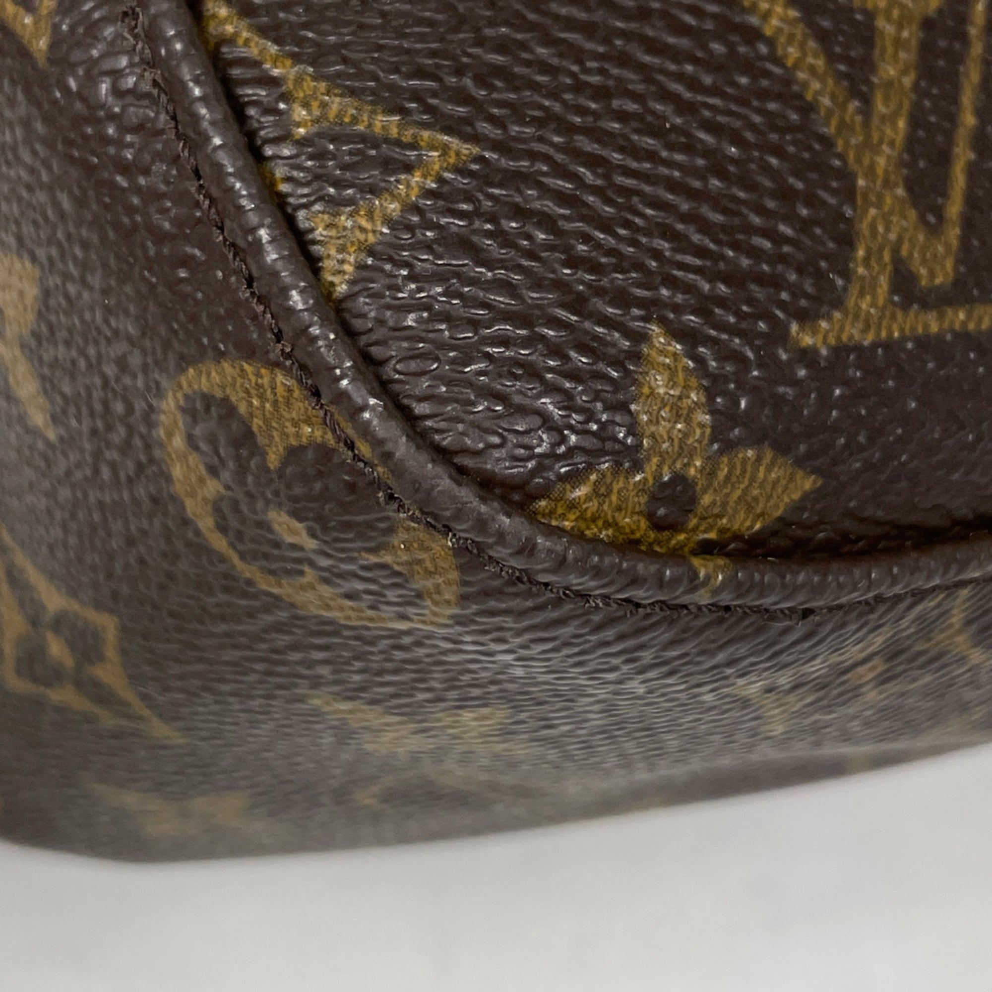 Louis Vuitton Brown Monogram Shoulder Bag (Pre-Owned)