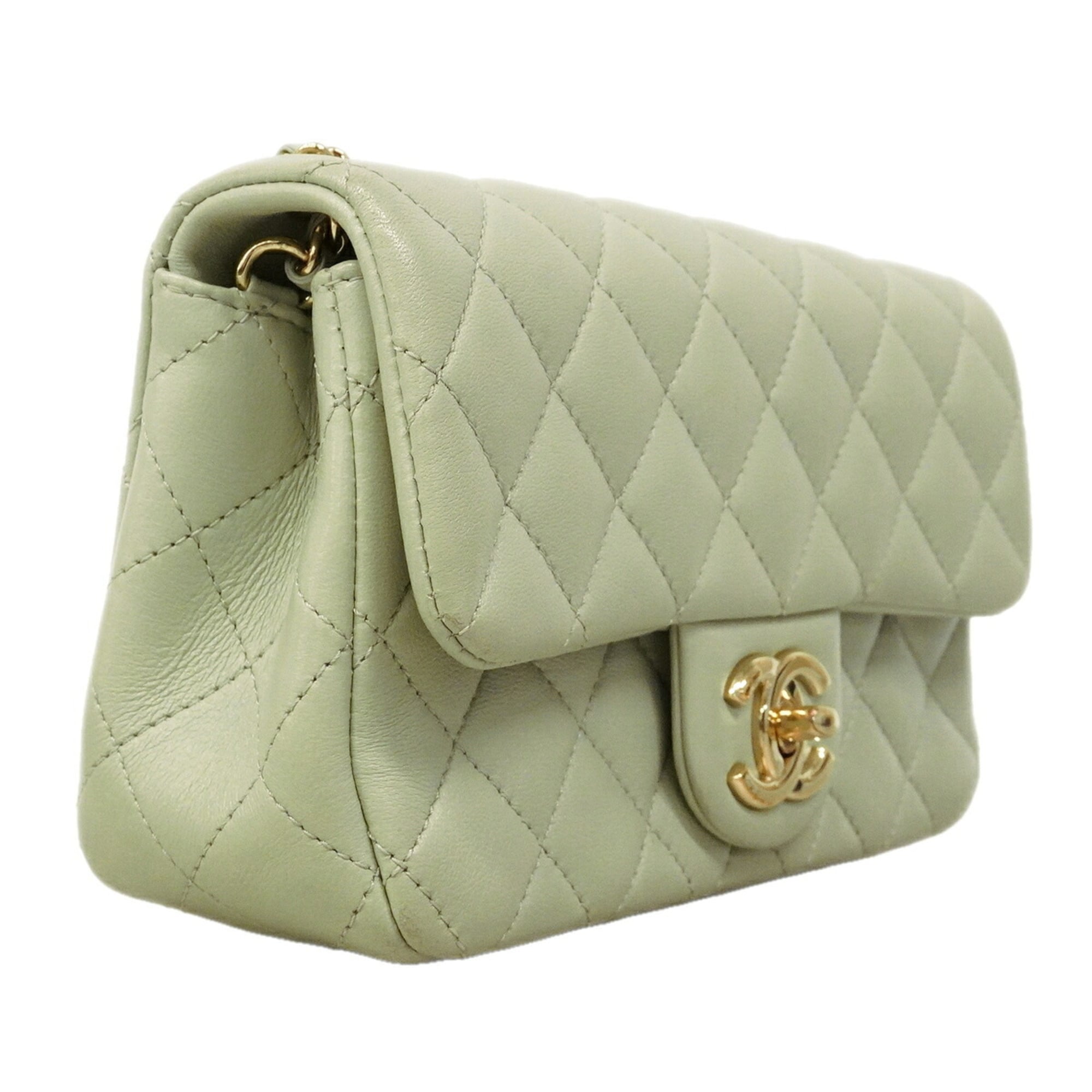 Chanel Green Leather Shoulder Bag (Pre-Owned)