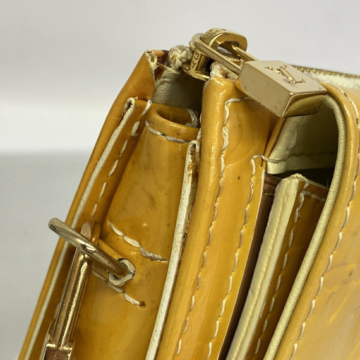 Louis Vuitton Lime Yellow Handbag (Pre-Owned)