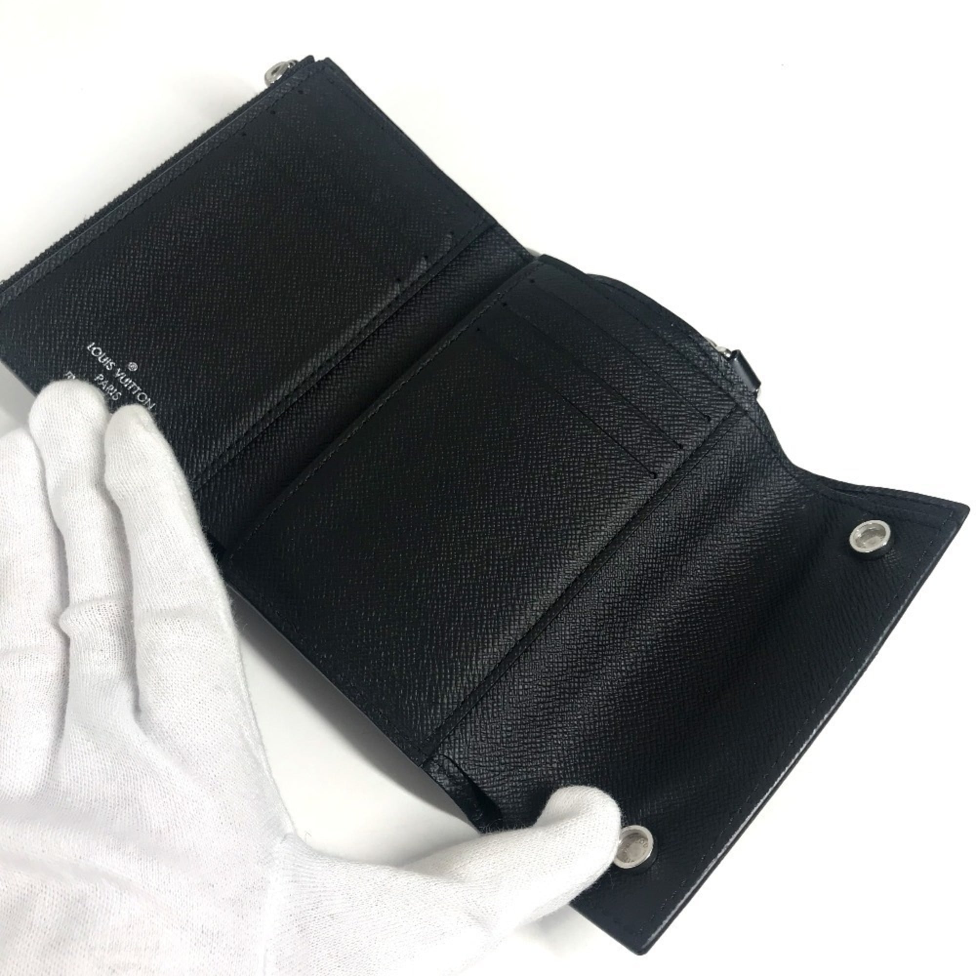 Louis Vuitton Epi Black Noir Epi Leather Chain/Shoulder Wallet (Pre-Owned)