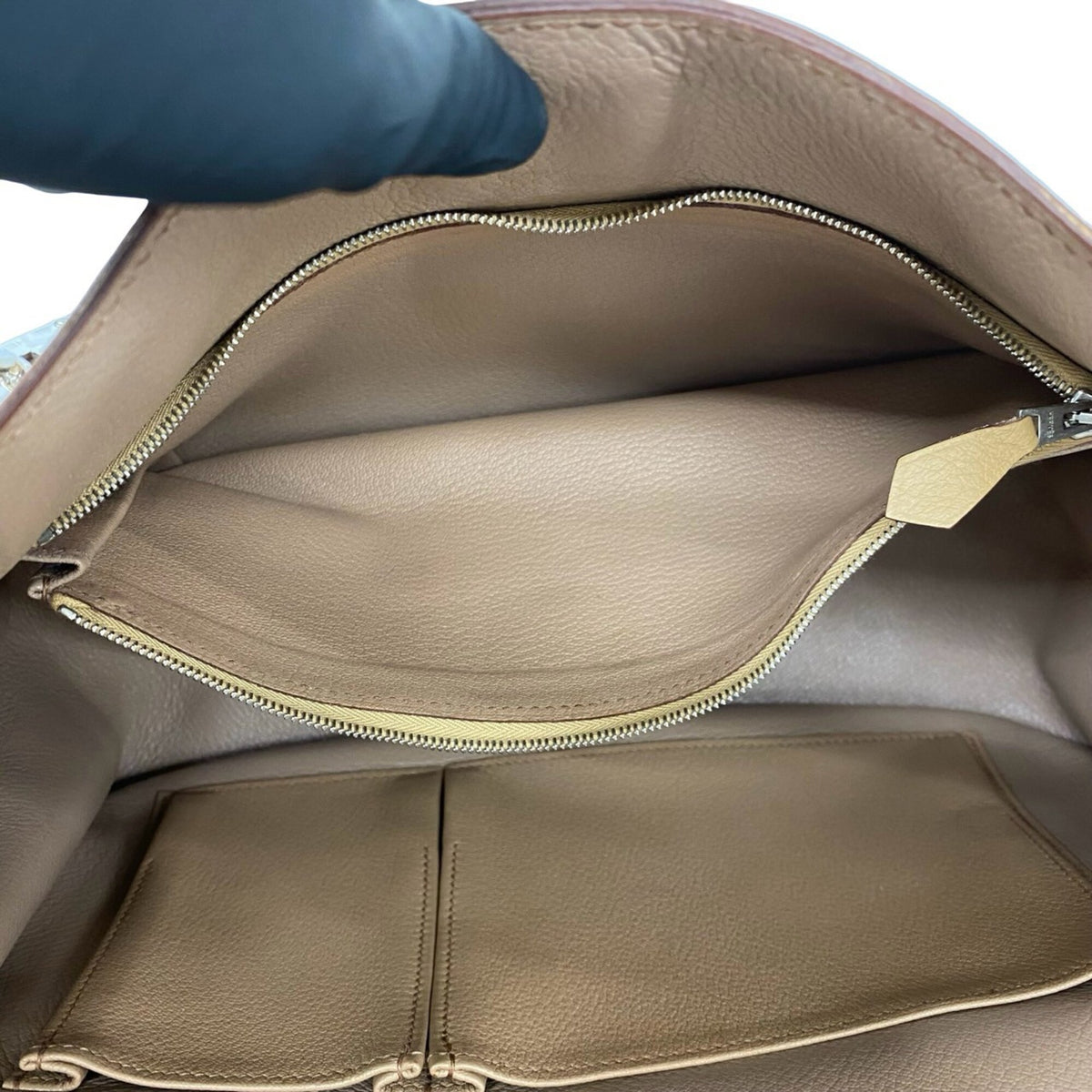 Hermes Beige Taurillon Clemence Leather Shoulder Bag (Pre-Owned)