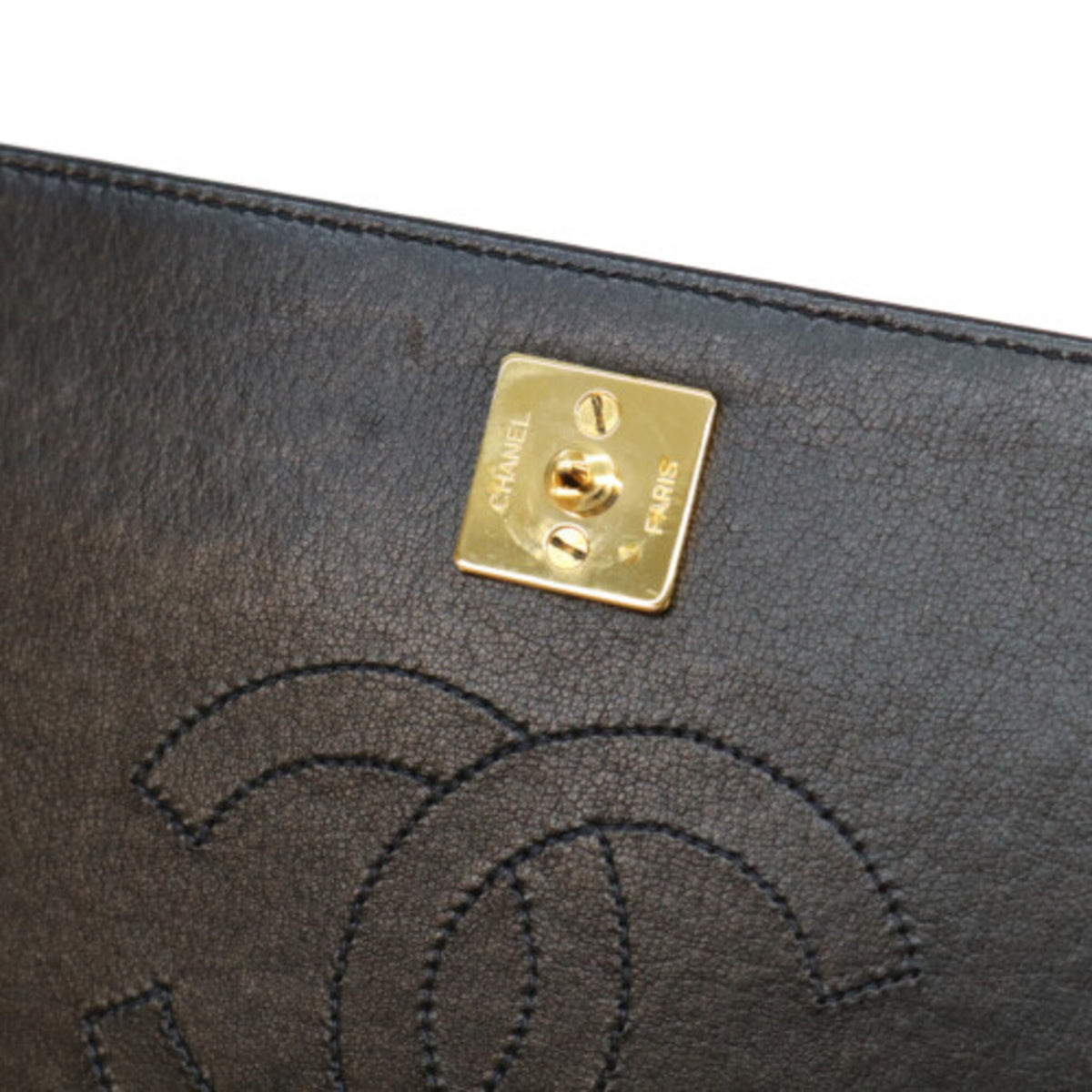 Chanel Black Leather Shoulder Bag (Pre-Owned)