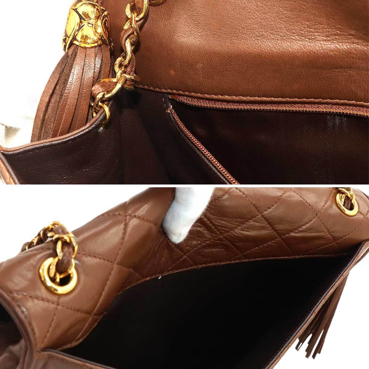 Chanel Brown Leather Handbag Shoulder Bag (Pre-Owned)