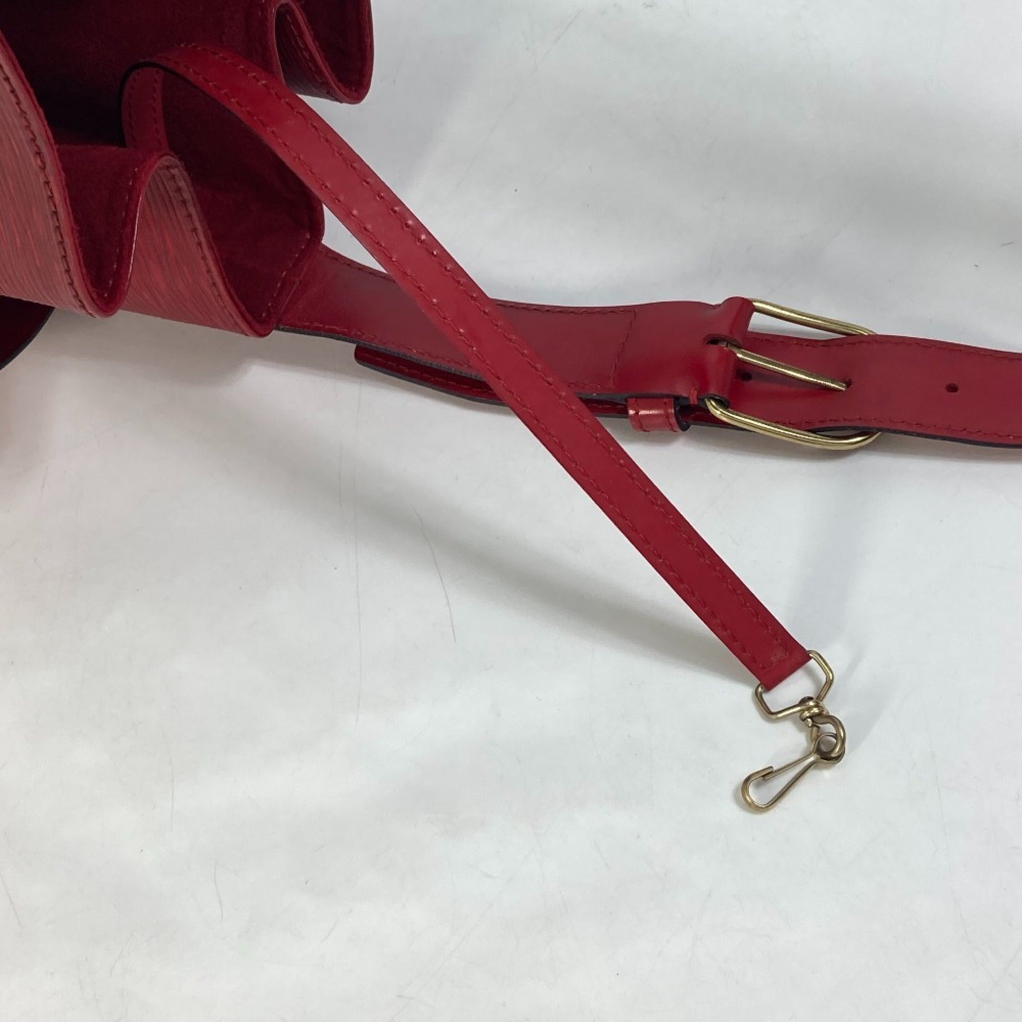 Louis Vuitton Epi Castilian Red Red Color Epi Leather Shoulder Bag (Pre-Owned)
