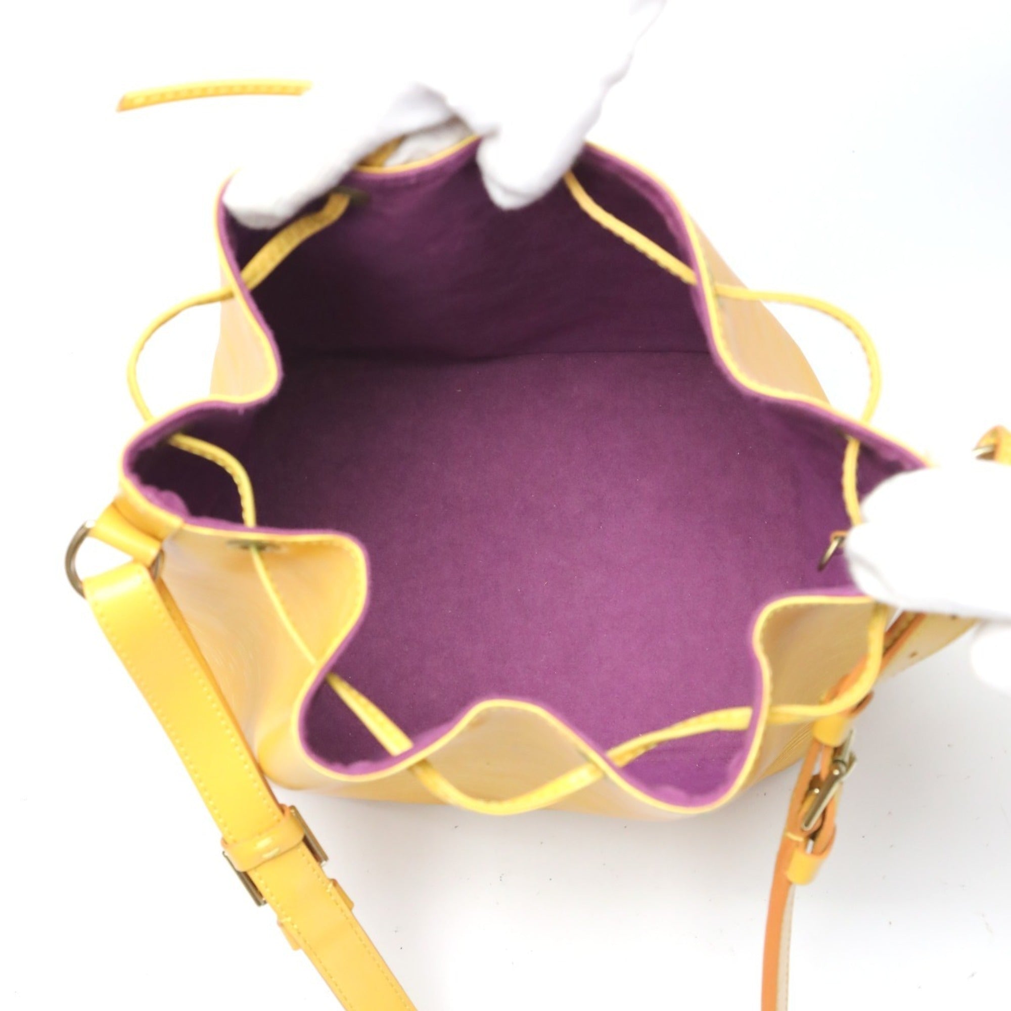 Louis Vuitton Yellow Epi Leather Shoulder Bag (Pre-Owned)