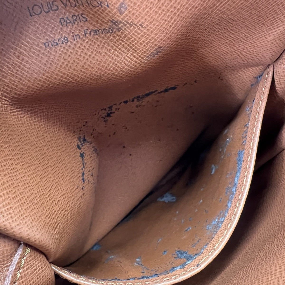 Louis Vuitton Brown Monogram Monogram Shoulder Bag (Pre-Owned)