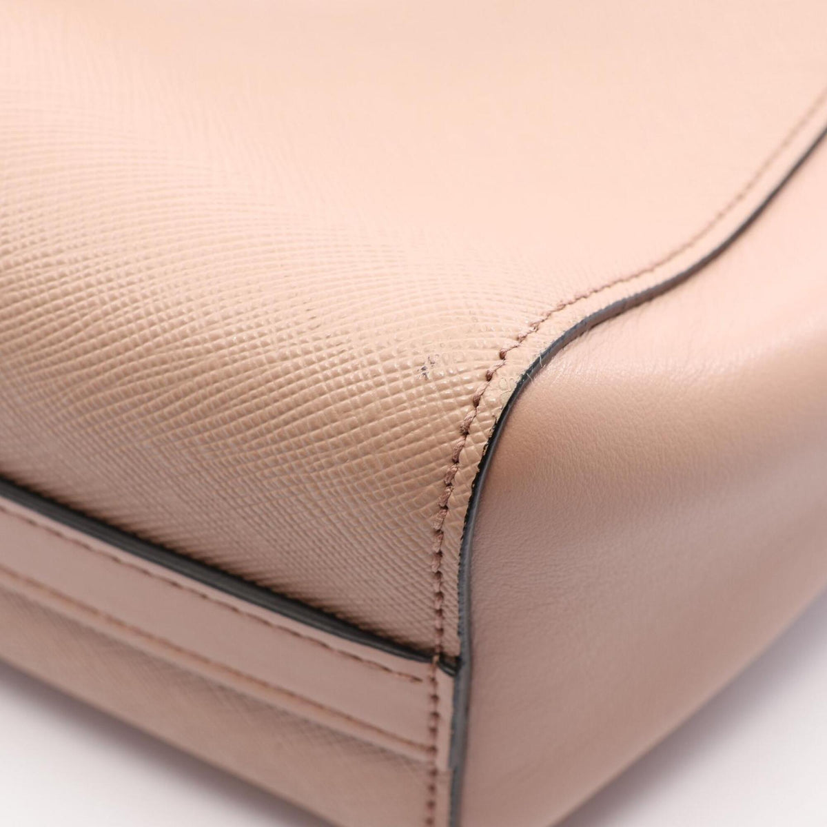 Prada Pink Saffiano Handbag (Pre-Owned)