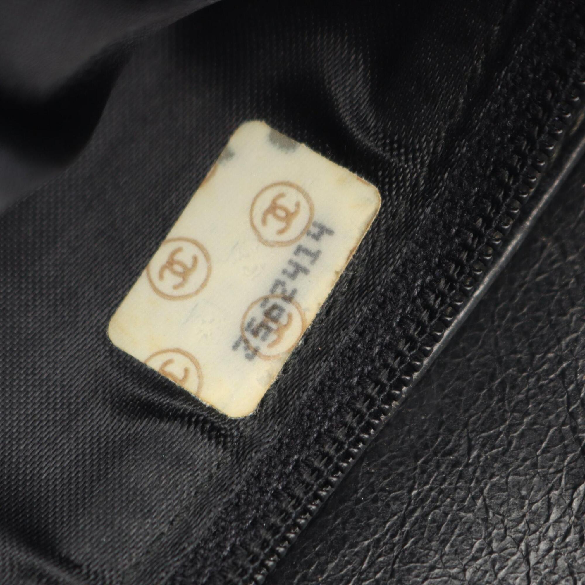 Chanel Matelasse Black Grained Calfskin Handbag Shoulder Bag (Pre-Owned)