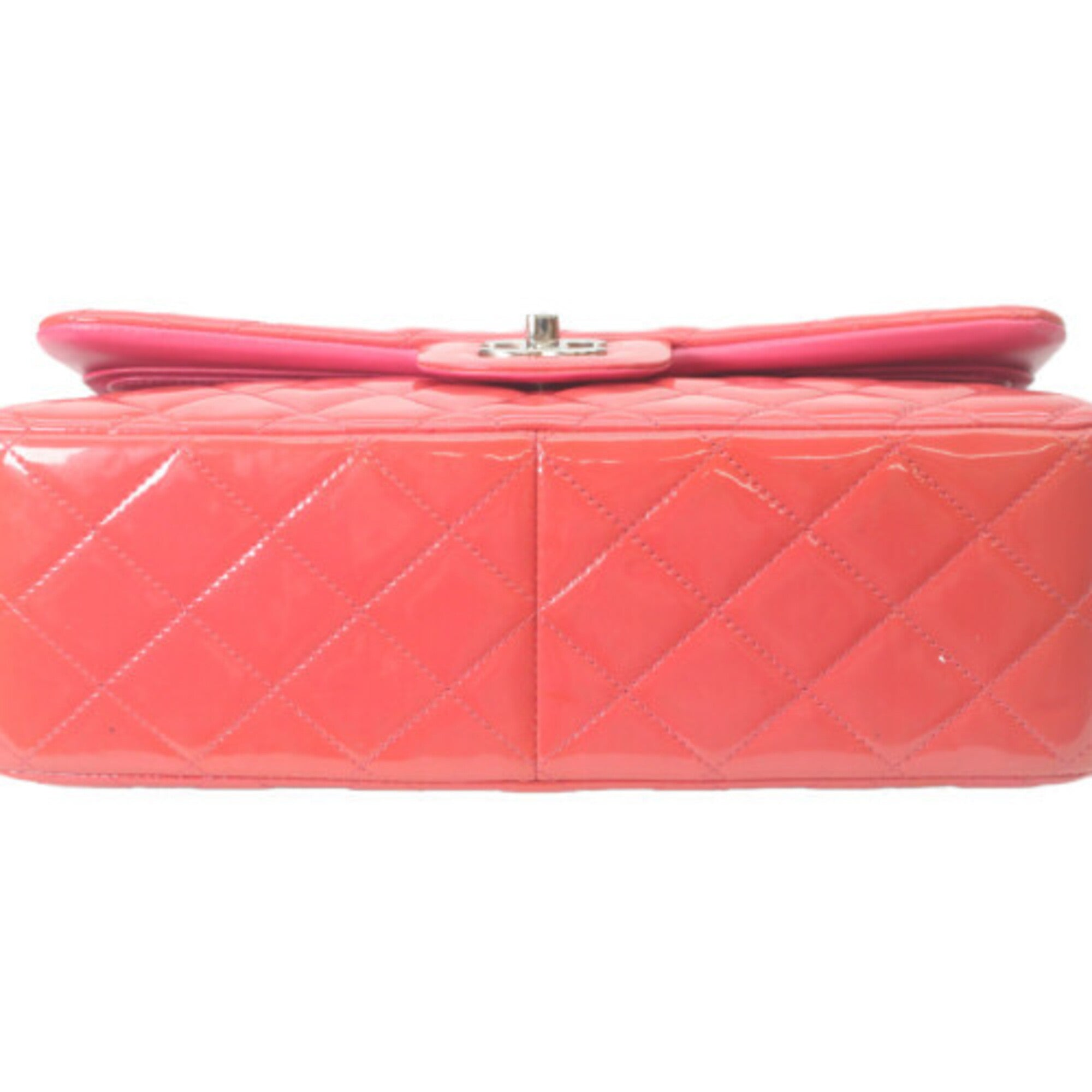 Chanel Pink Red Color Leather Shoulder Bag (Pre-Owned)