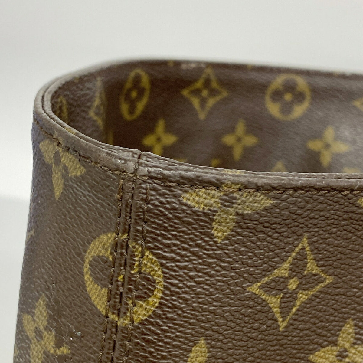 Louis Vuitton Brown Tote Bag (Pre-Owned)