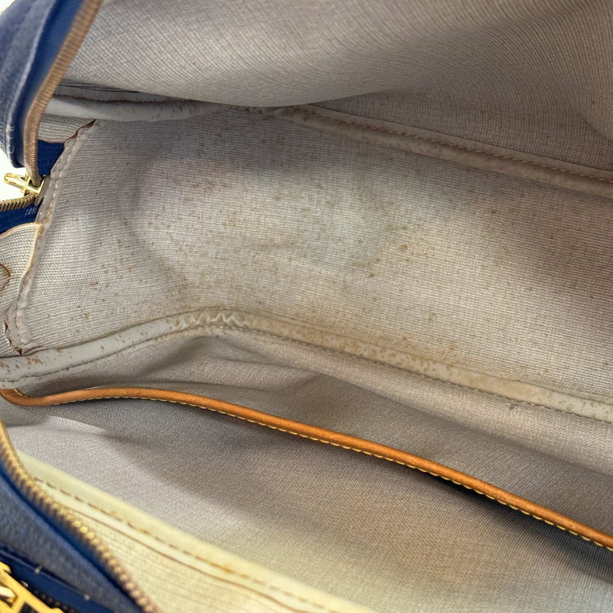 Louis Vuitton Blue Pvc Leather Messenger Bag Shoulder Bag (Pre-Owned)