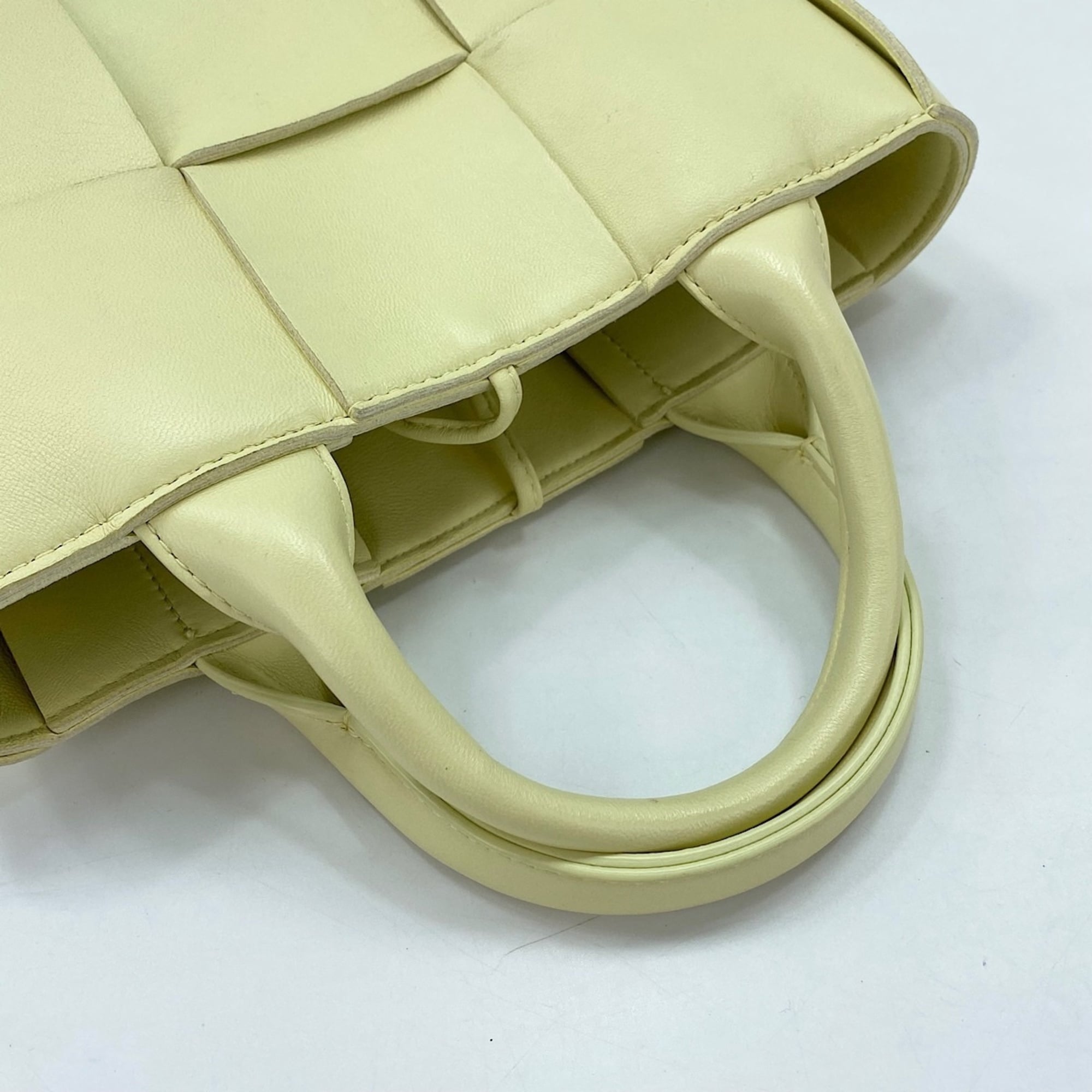 Bottega Veneta Yellow Handbag Shoulder Bag (Pre-Owned)