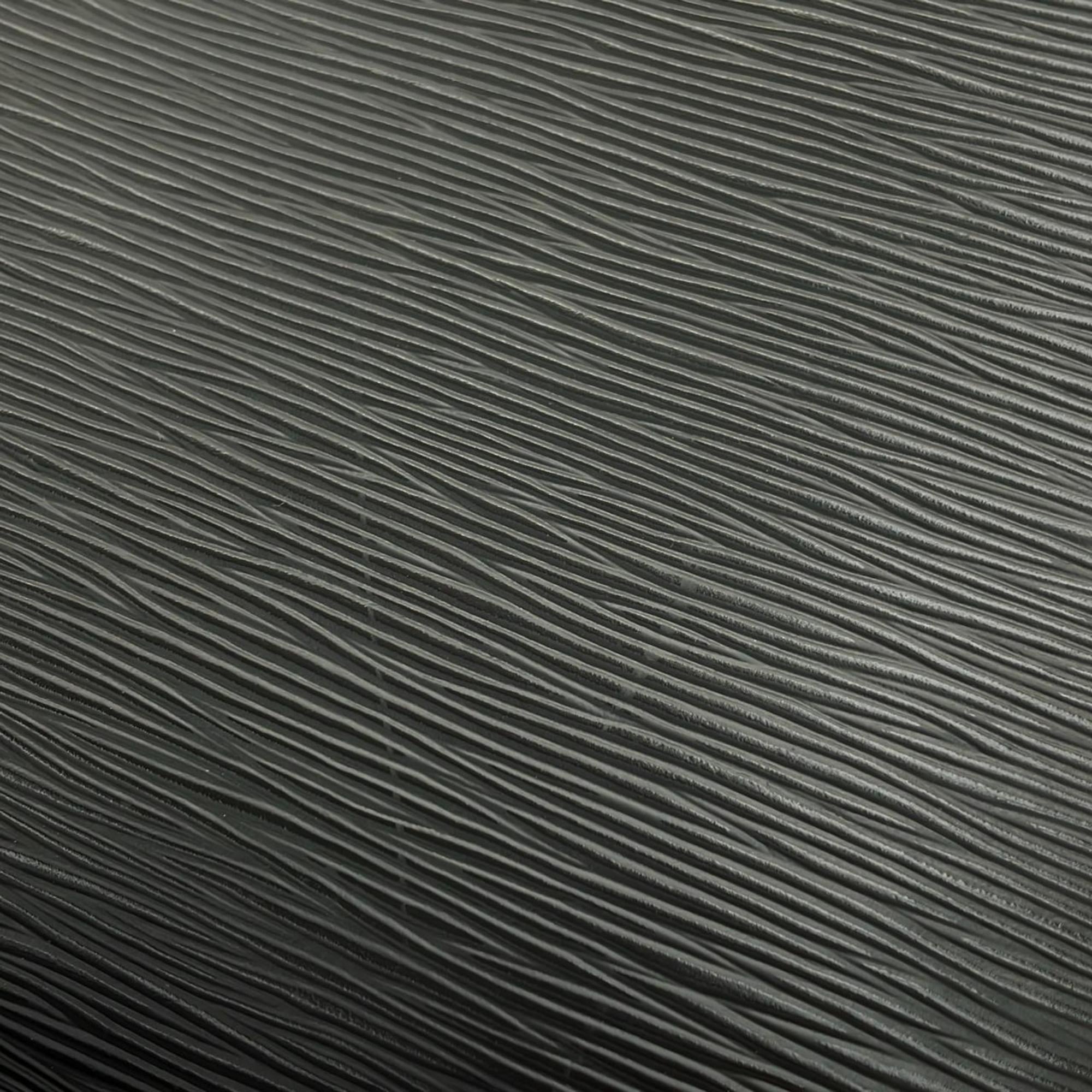 Louis Vuitton Black Leather Handbag (Pre-Owned)