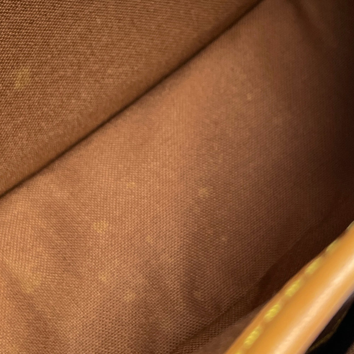 Louis Vuitton Brown Monogram Shoulder Bag (Pre-Owned)