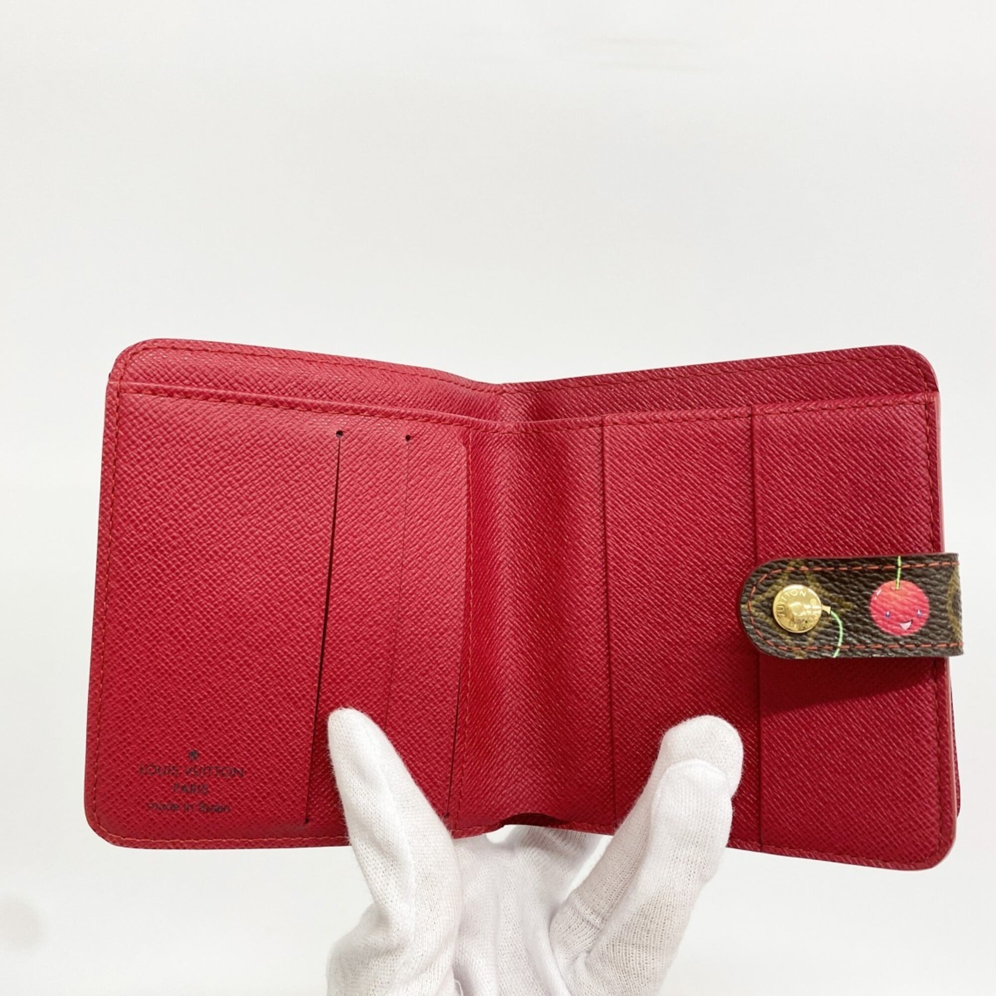 Louis Vuitton Brown Wallet (Bi-Fold) (Pre-Owned)